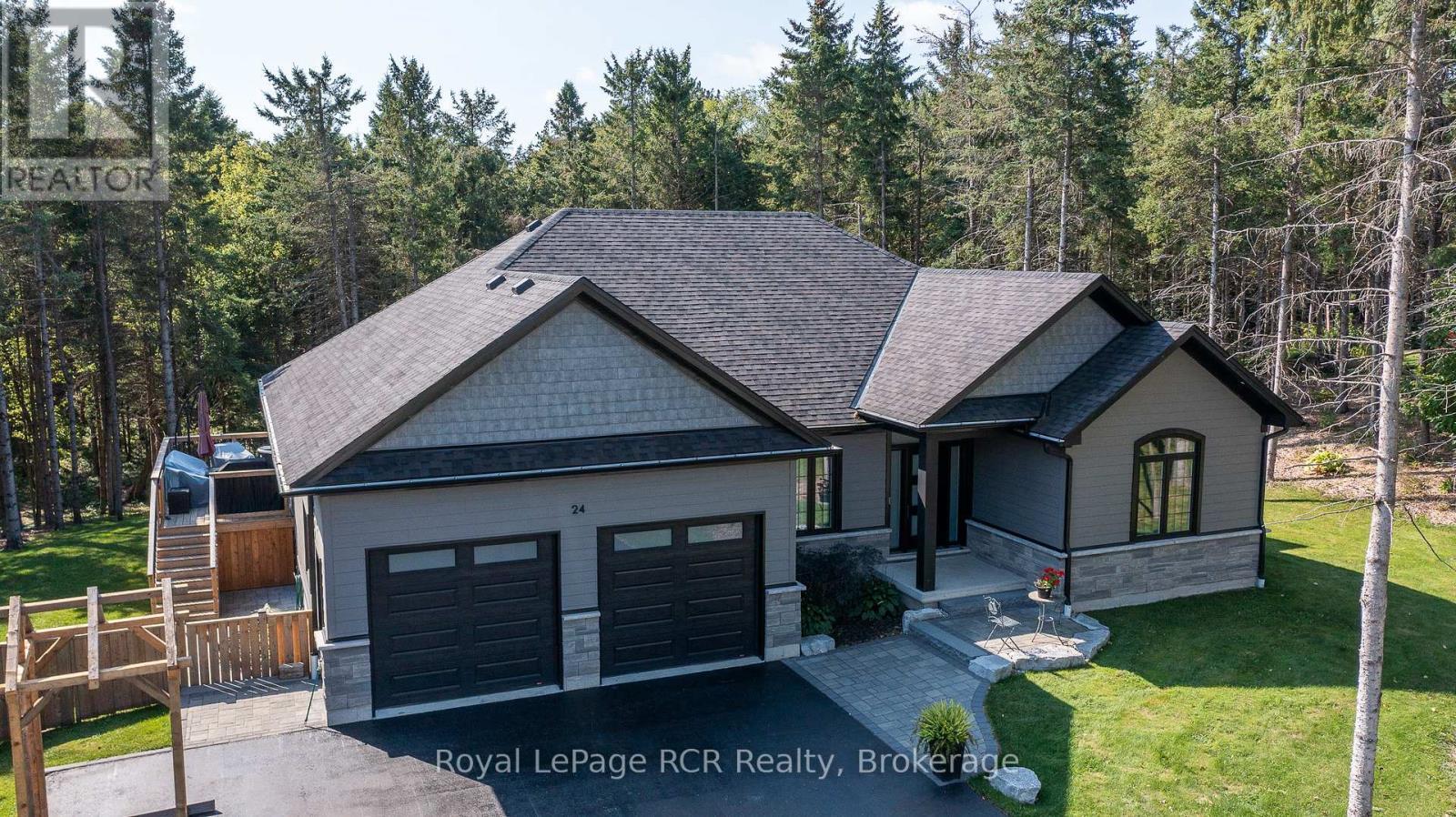 24 CHURCH STREET, Melancthon, Ontario