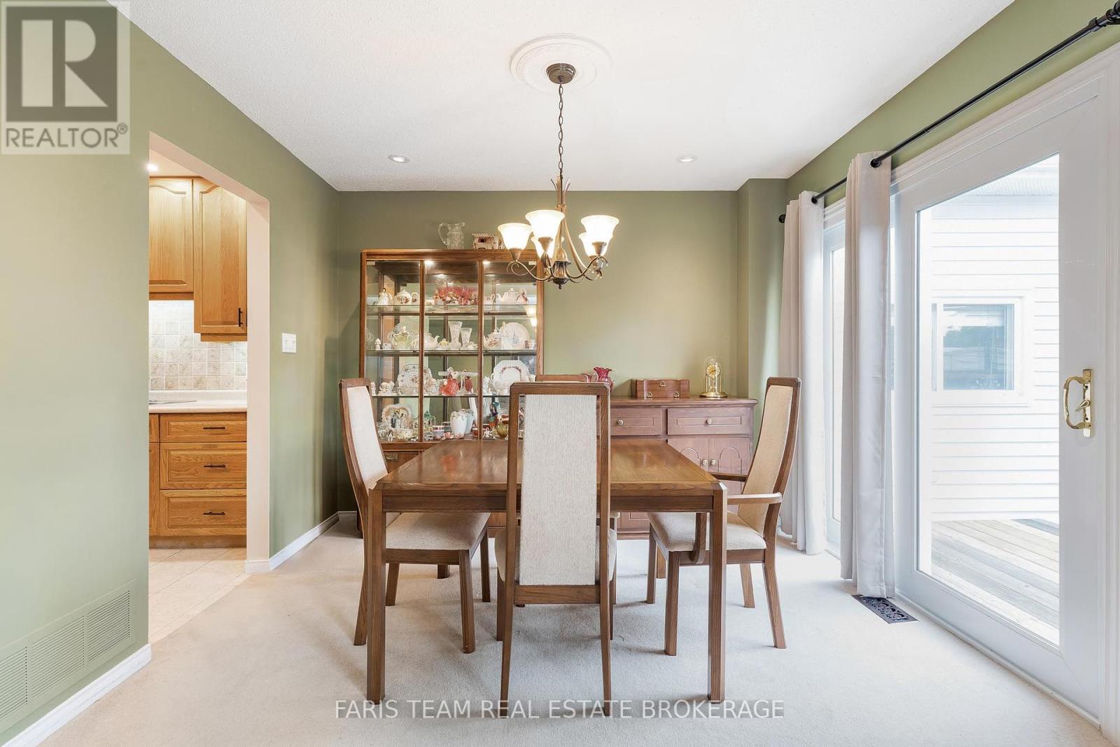 2275 Webb Street, Innisfil, Ontario  L9S 1K6 - Photo 10 - N12398268