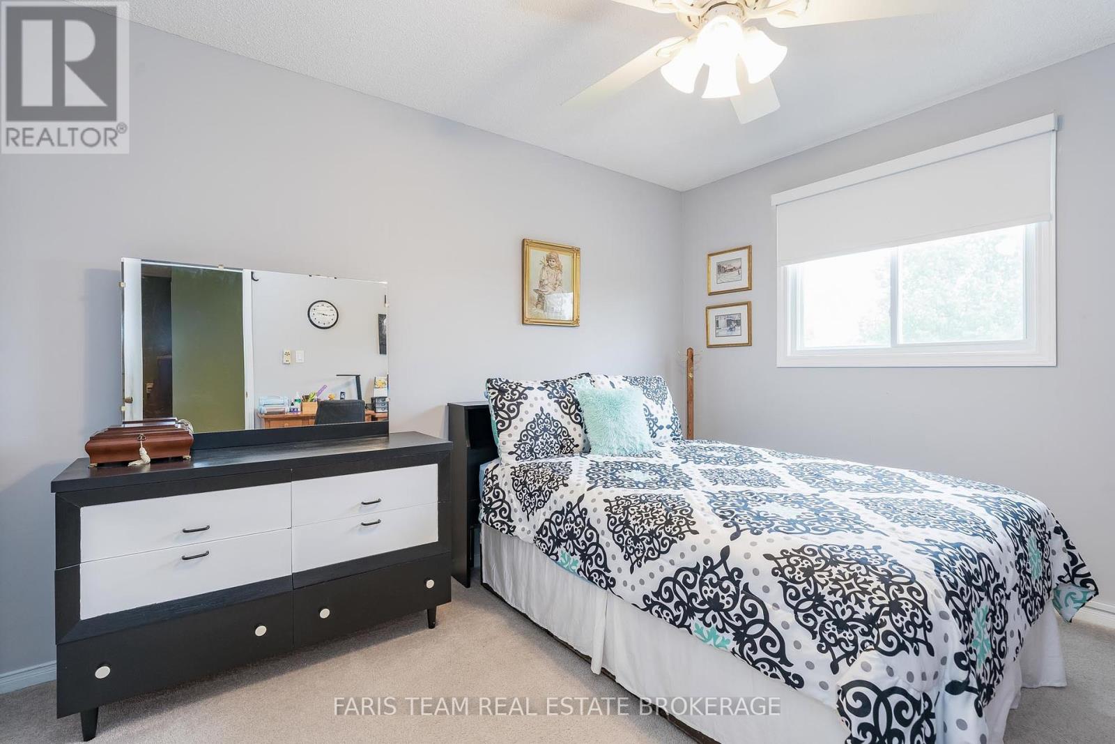 2275 Webb Street, Innisfil, Ontario  L9S 1K6 - Photo 15 - N12398268