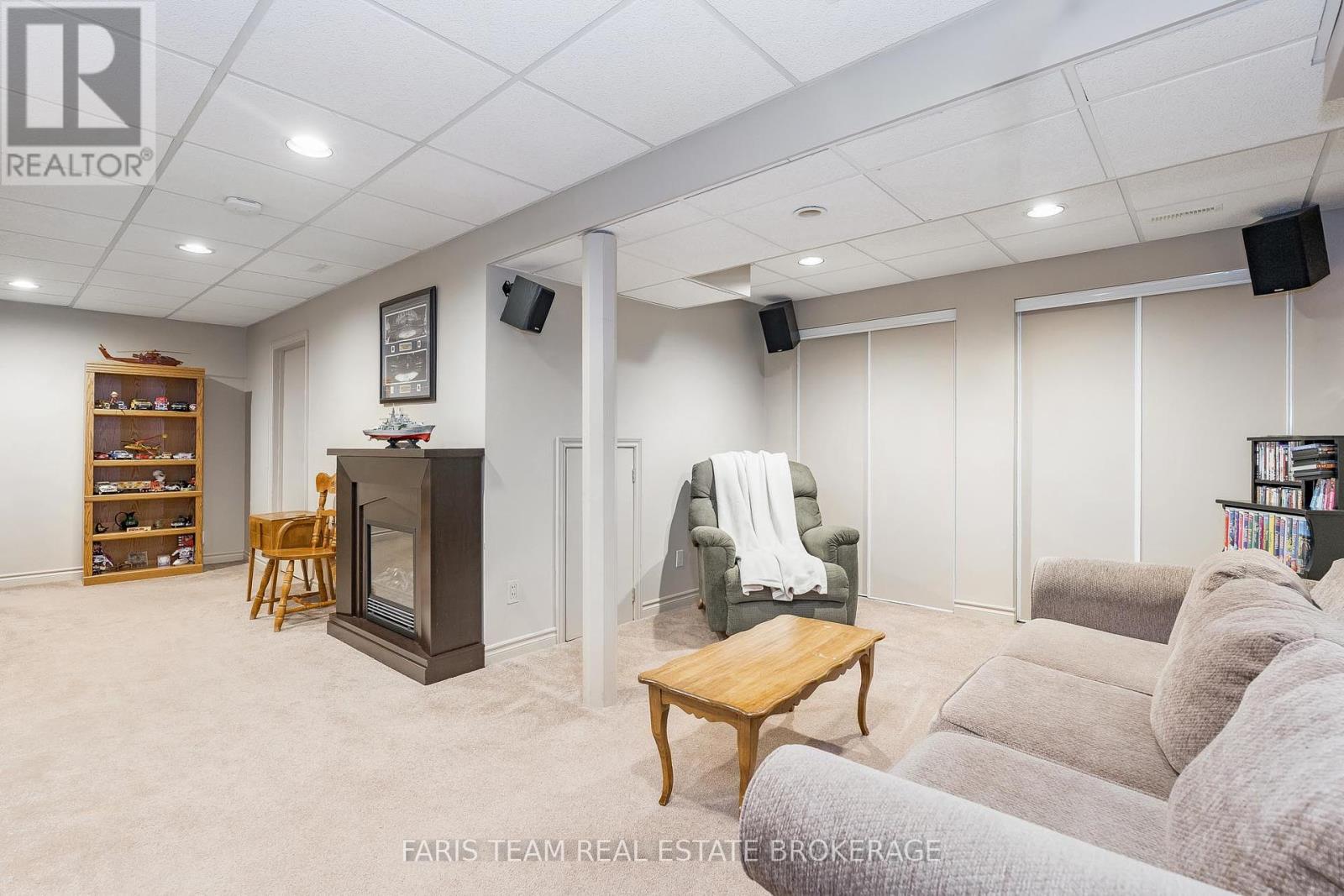 2275 Webb Street, Innisfil, Ontario  L9S 1K6 - Photo 21 - N12398268
