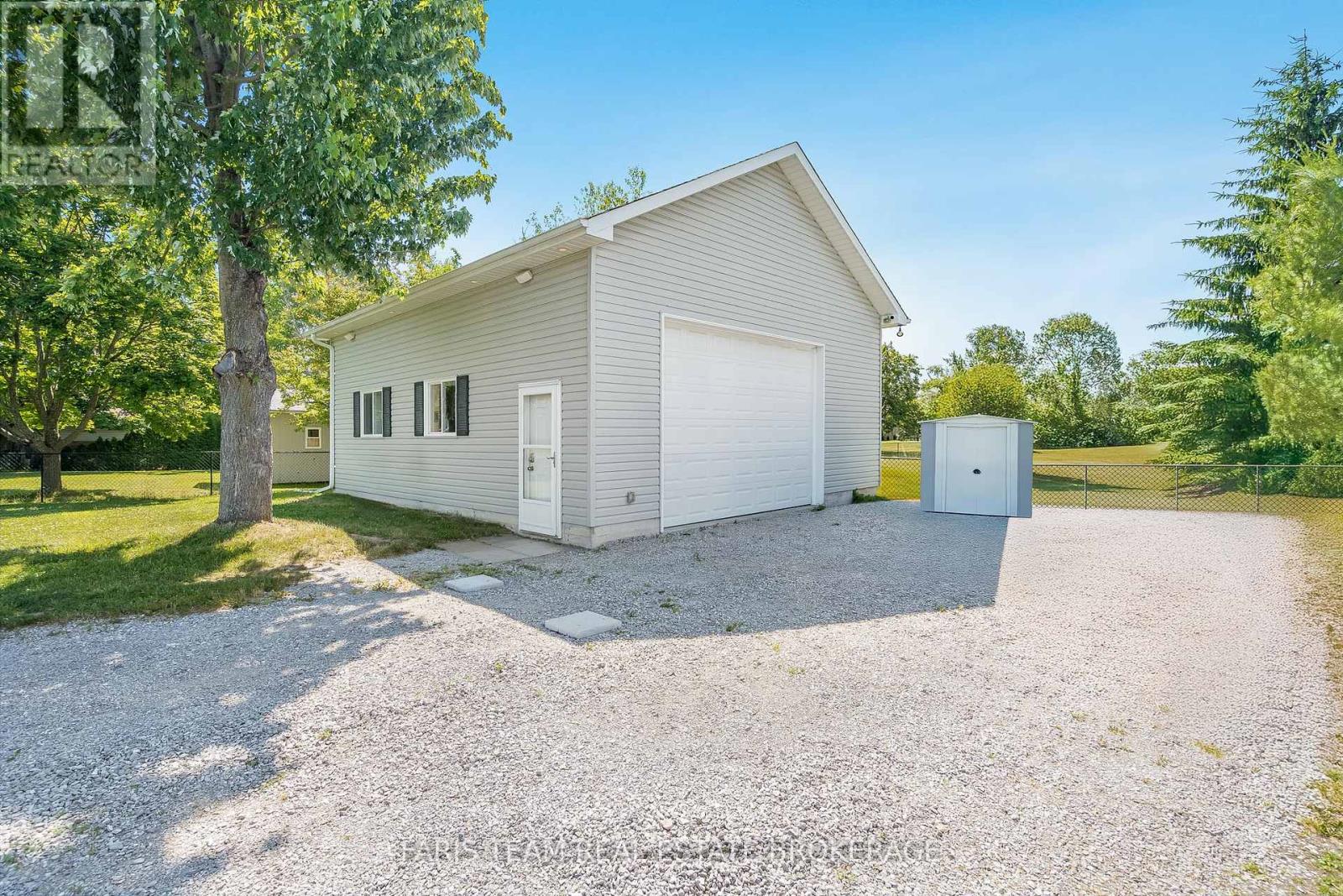 2275 Webb Street, Innisfil, Ontario  L9S 1K6 - Photo 30 - N12398268