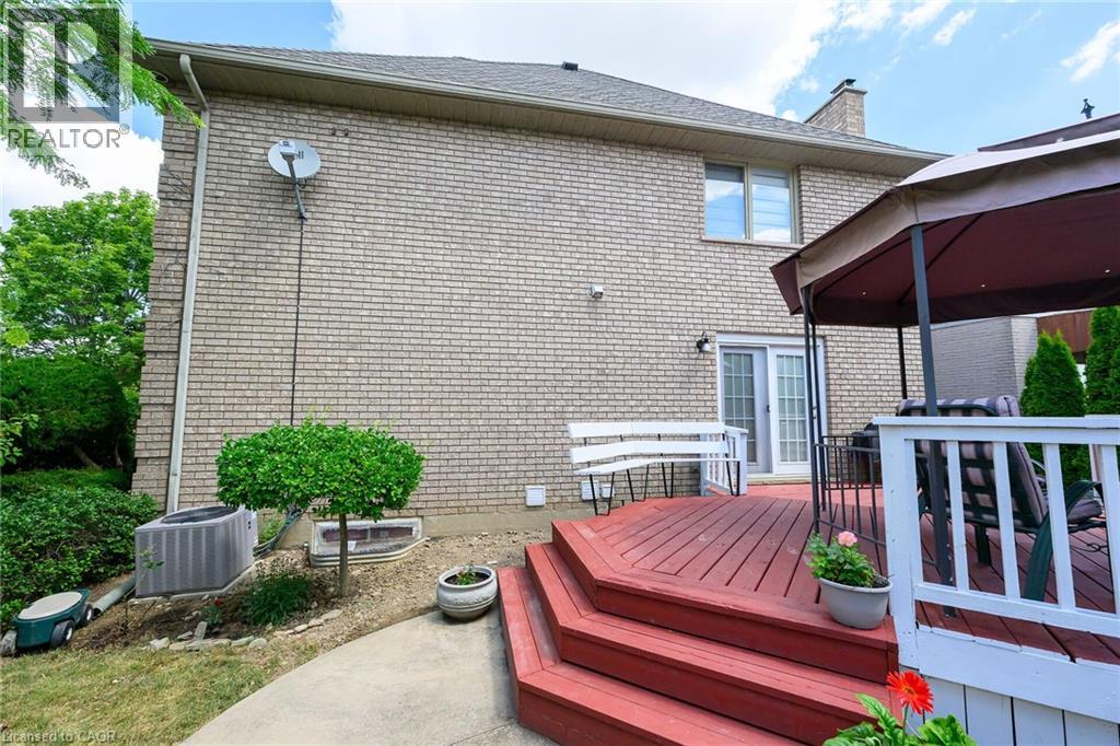 25 Highbury Drive, Hamilton, Ontario  L8J 2T3 - Photo 47 - 40769053
