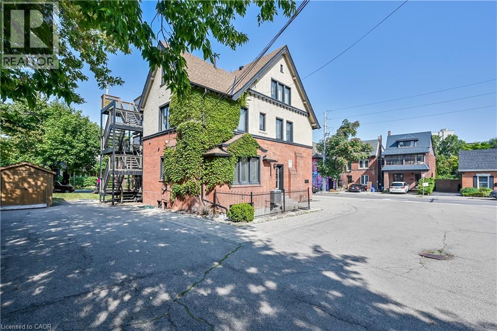 235 Queen Street S, Hamilton, Ontario  L8P 3T1 - Photo 30 - 40769011