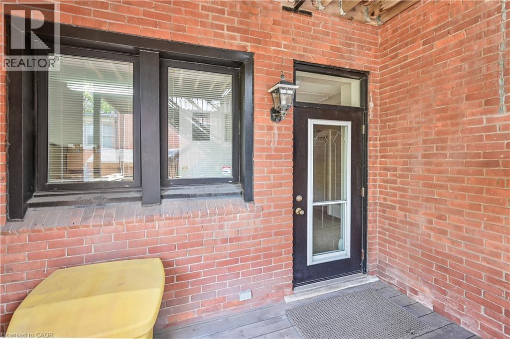 235 Queen Street S, Hamilton, Ontario  L8P 3T1 - Photo 4 - 40769011
