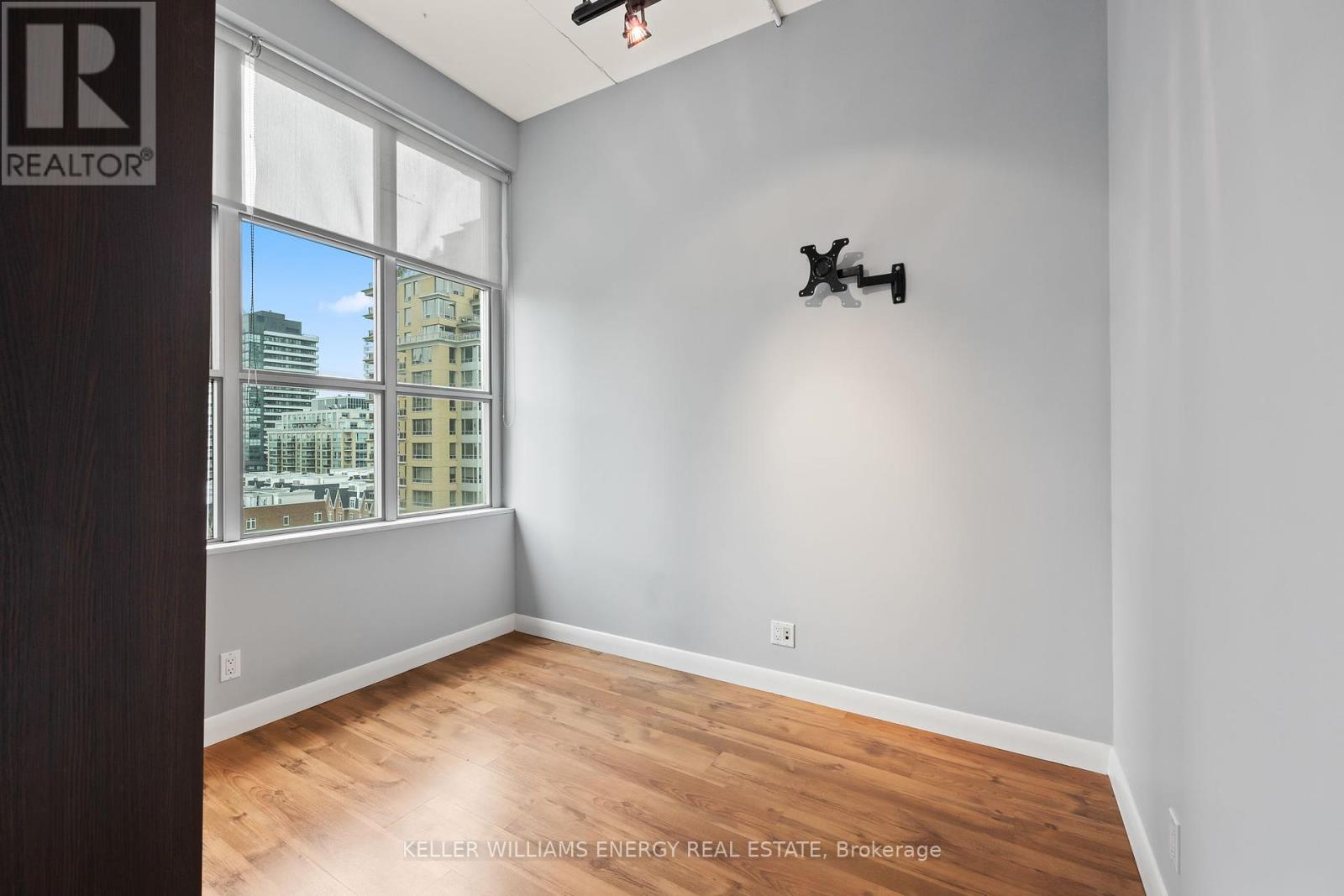 712 - 188 Eglinton Avenue E, Toronto (Mount Pleasant West), Ontario  M4P 2X7 - Photo 12 - C12398393