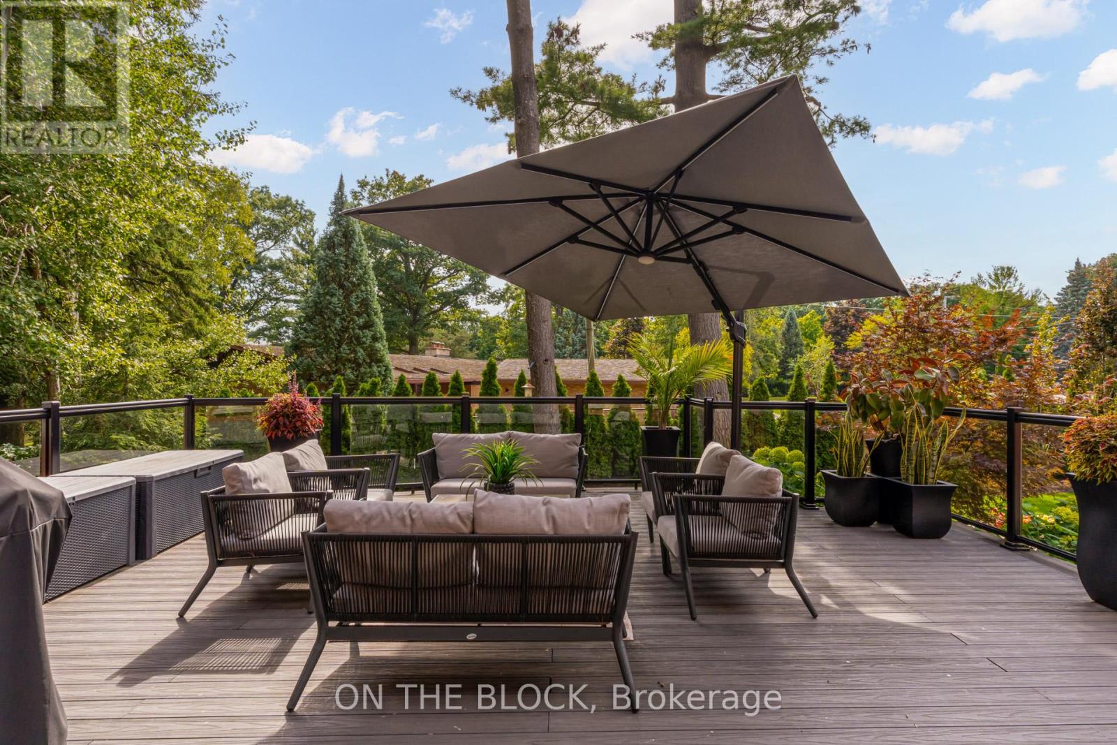 2212 Oneida Court, Mississauga, Ontario  L5C 4G5 - Photo 44 - W12398215
