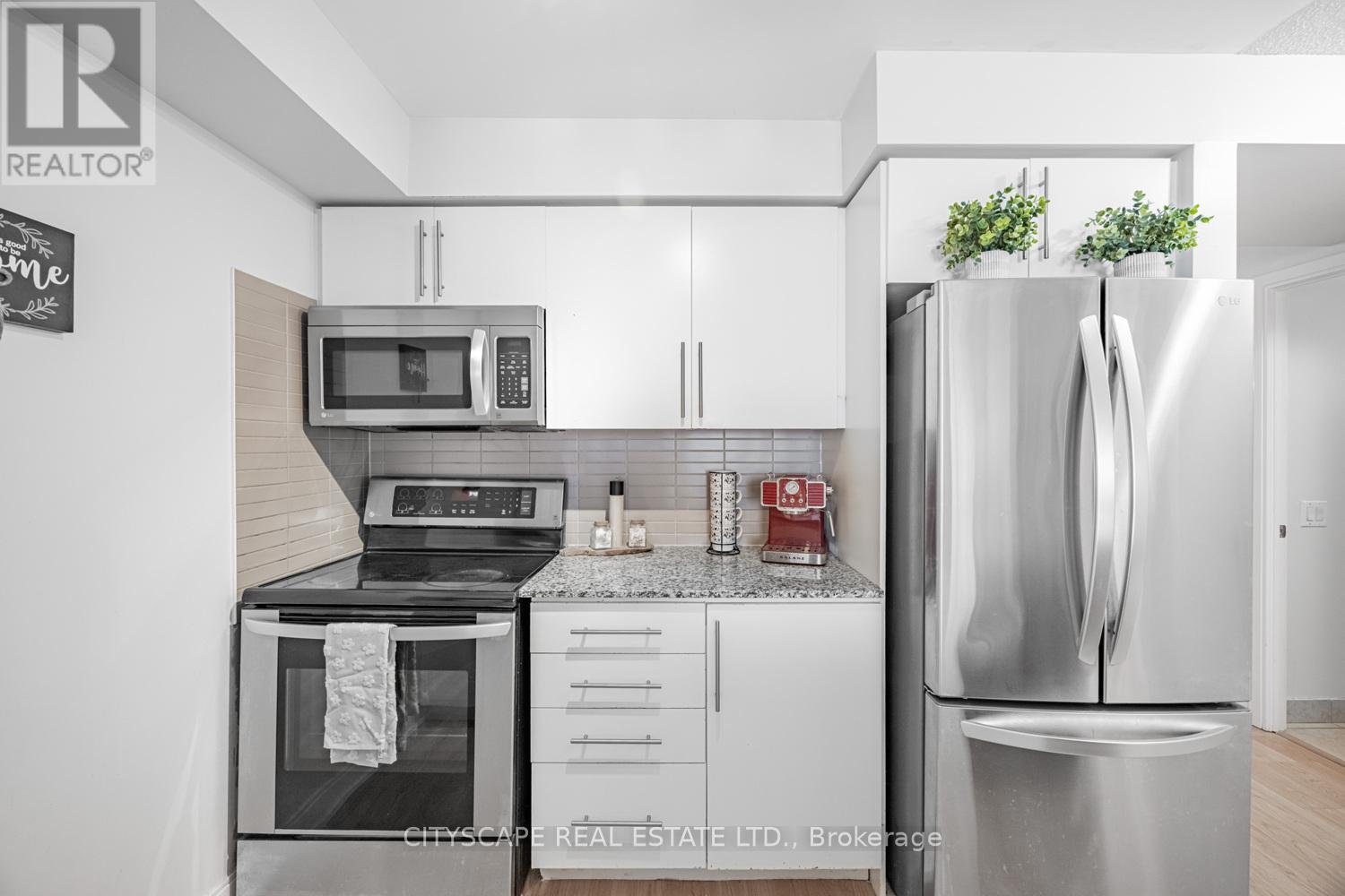 1131 - 35 Viking Lane, Toronto, Ontario  M9B 0A2 - Photo 5 - W12398265