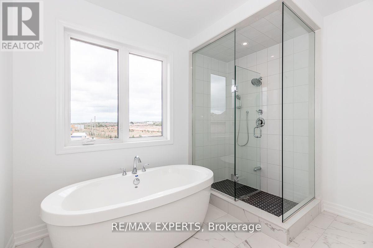 1376 Hydrangea Gardens, Oakville, Ontario  L6H 7X2 - Photo 20 - W12398333