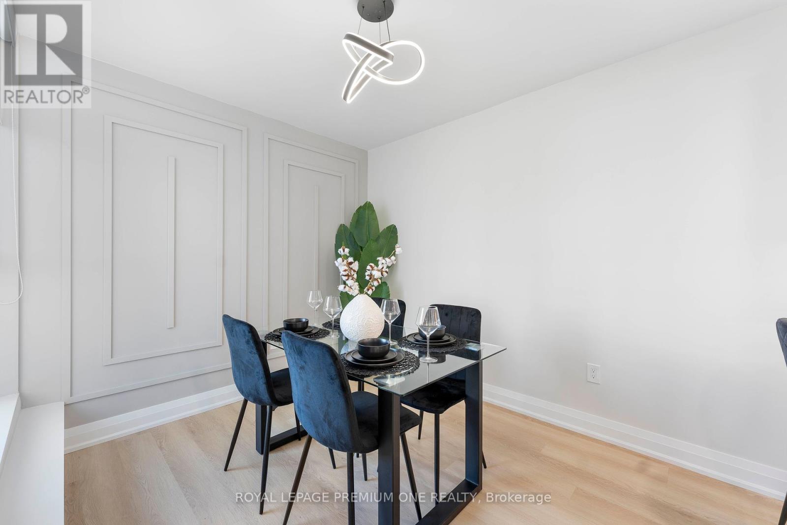 608 - 60 Southport Street, Toronto (High Park-Swansea), Ontario  M6S 3N4 - Photo 11 - W12391612