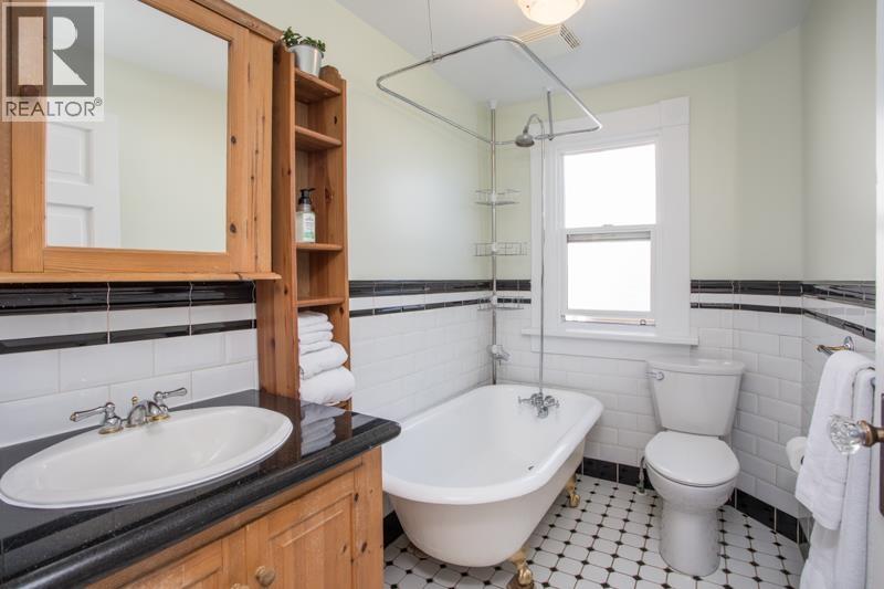 403 Ninth Street, New Westminster, British Columbia  V3M 3V9 - Photo 18 - R3046217