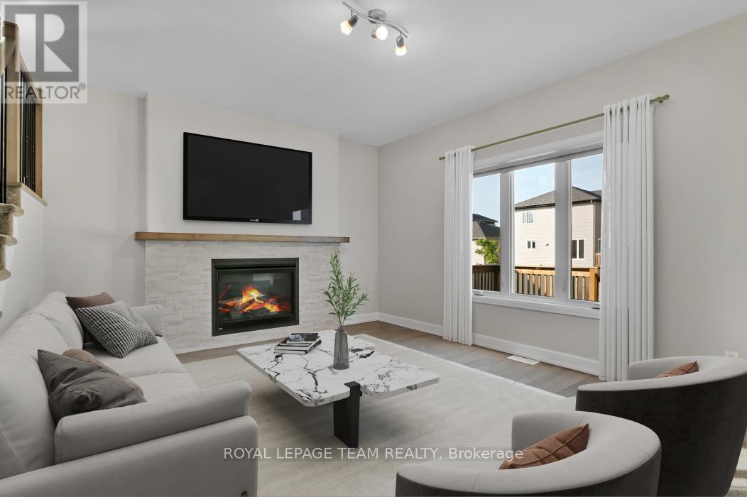 69 Duncanville Street, Russell, Ontario  K4R 0E9 - Photo 11 - X12398351