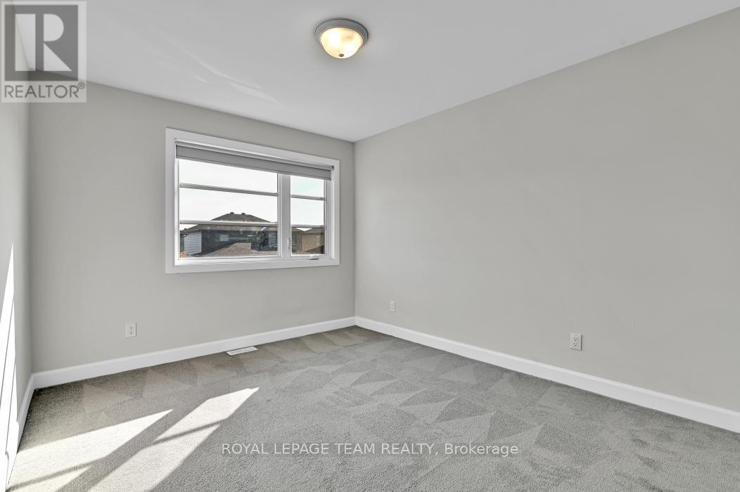 69 Duncanville Street, Russell, Ontario  K4R 0E9 - Photo 28 - X12398351