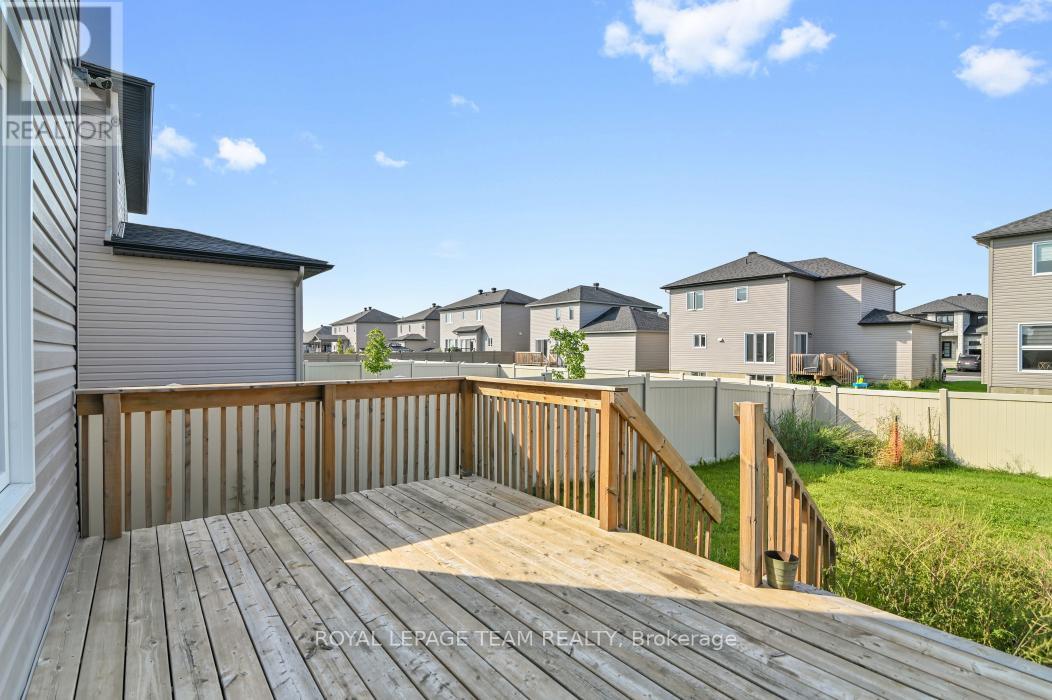 69 Duncanville Street, Russell, Ontario  K4R 0E9 - Photo 36 - X12398351