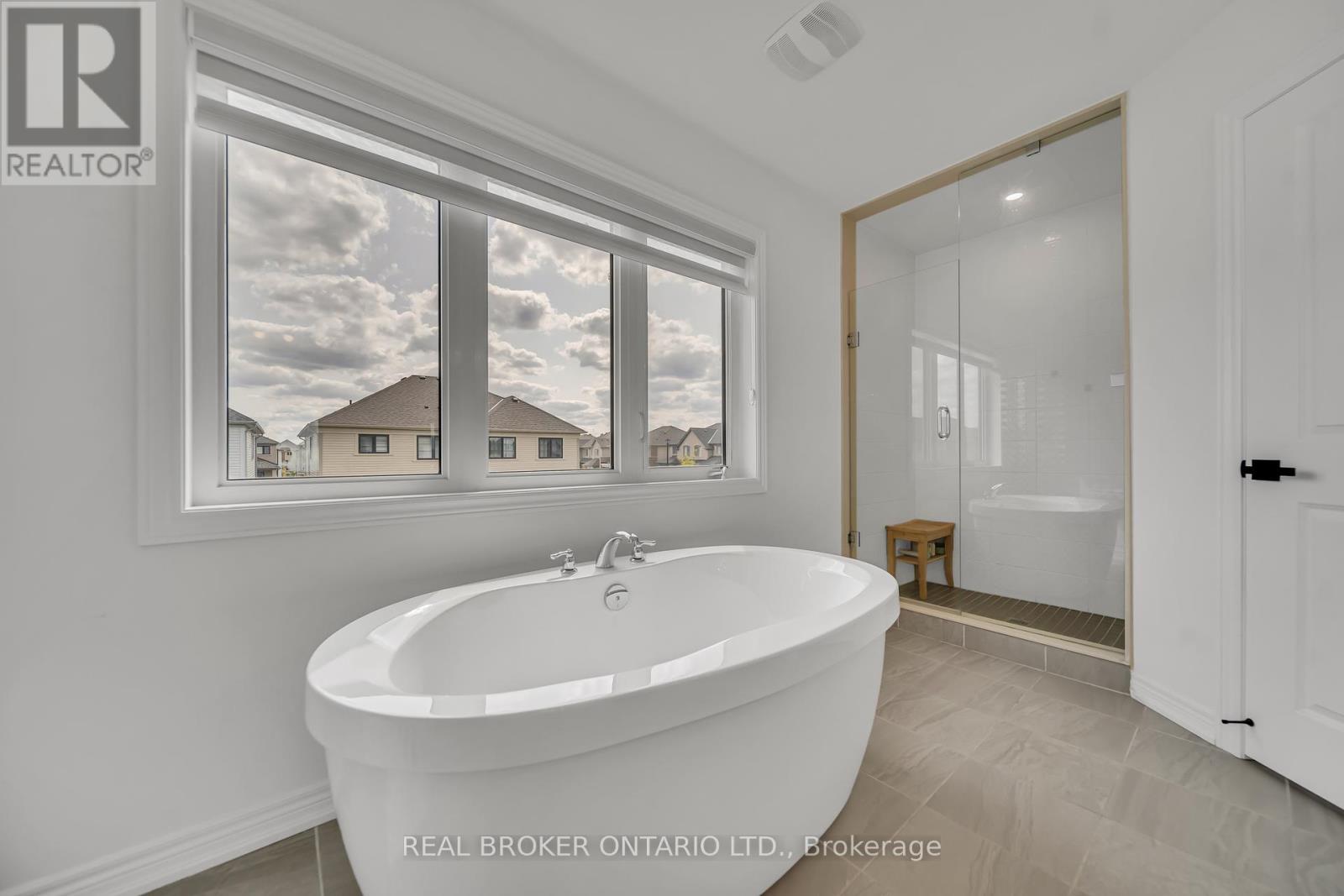 175 Rea Drive, Centre Wellington, Ontario  N1M 2W3 - Photo 28 - X12398242