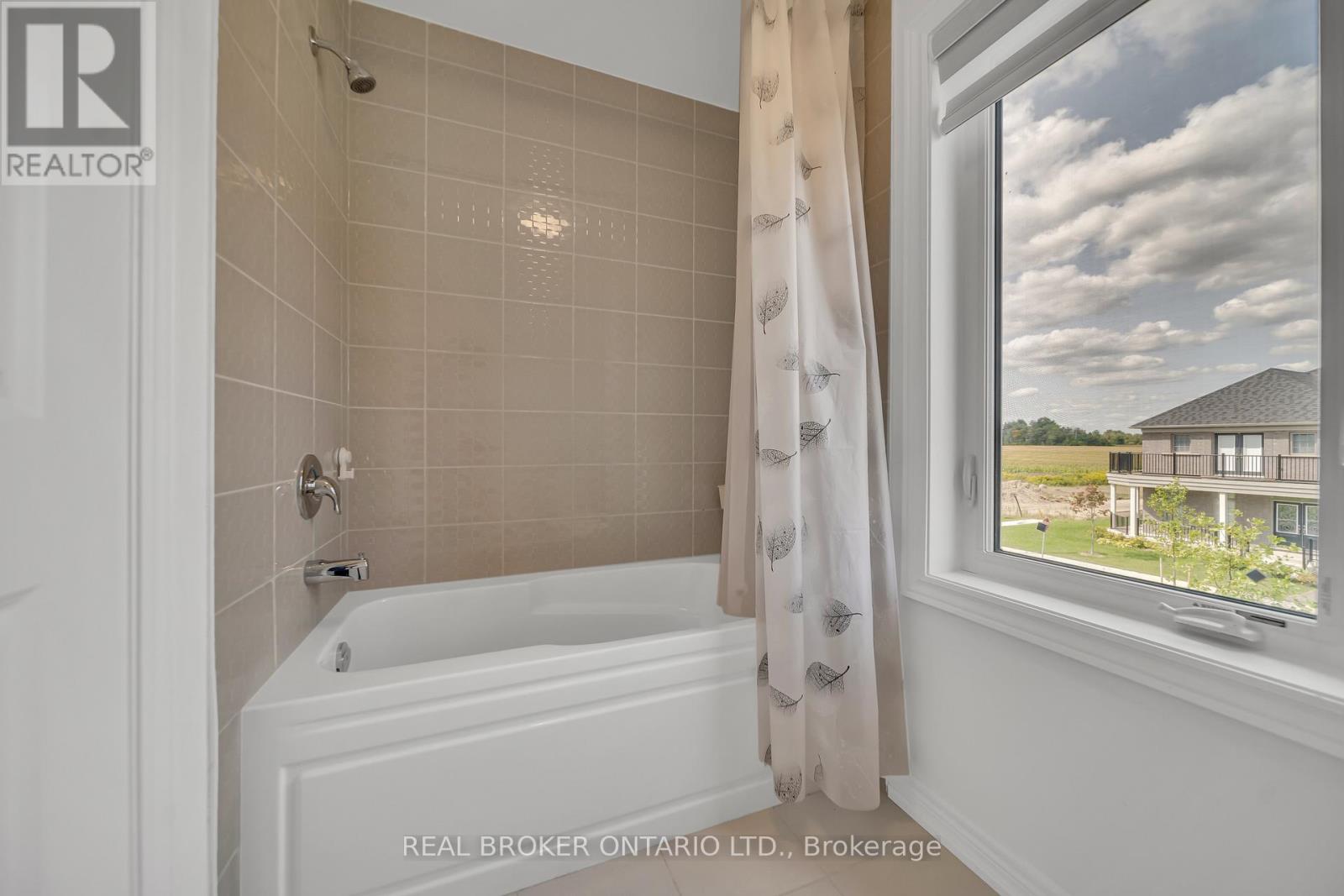 175 Rea Drive, Centre Wellington, Ontario  N1M 2W3 - Photo 32 - X12398242