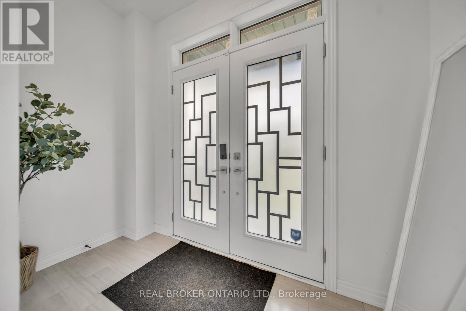 175 Rea Drive, Centre Wellington, Ontario  N1M 2W3 - Photo 5 - X12398242