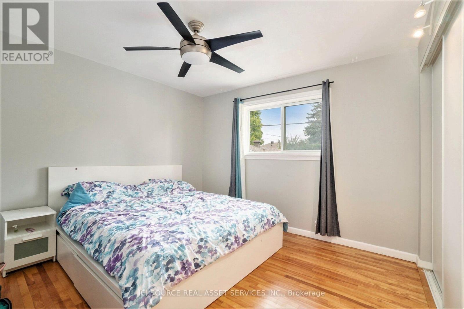 1303 Albany Drive, Ottawa, Ontario  K2C 2L7 - Photo 7 - X12398309