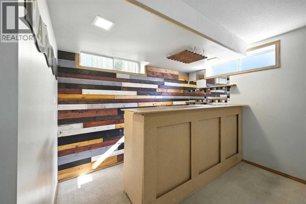 120 Hidden Ranch Hill Nw, Calgary, Alberta  T3A 5X7 - Photo 26 - A2256385