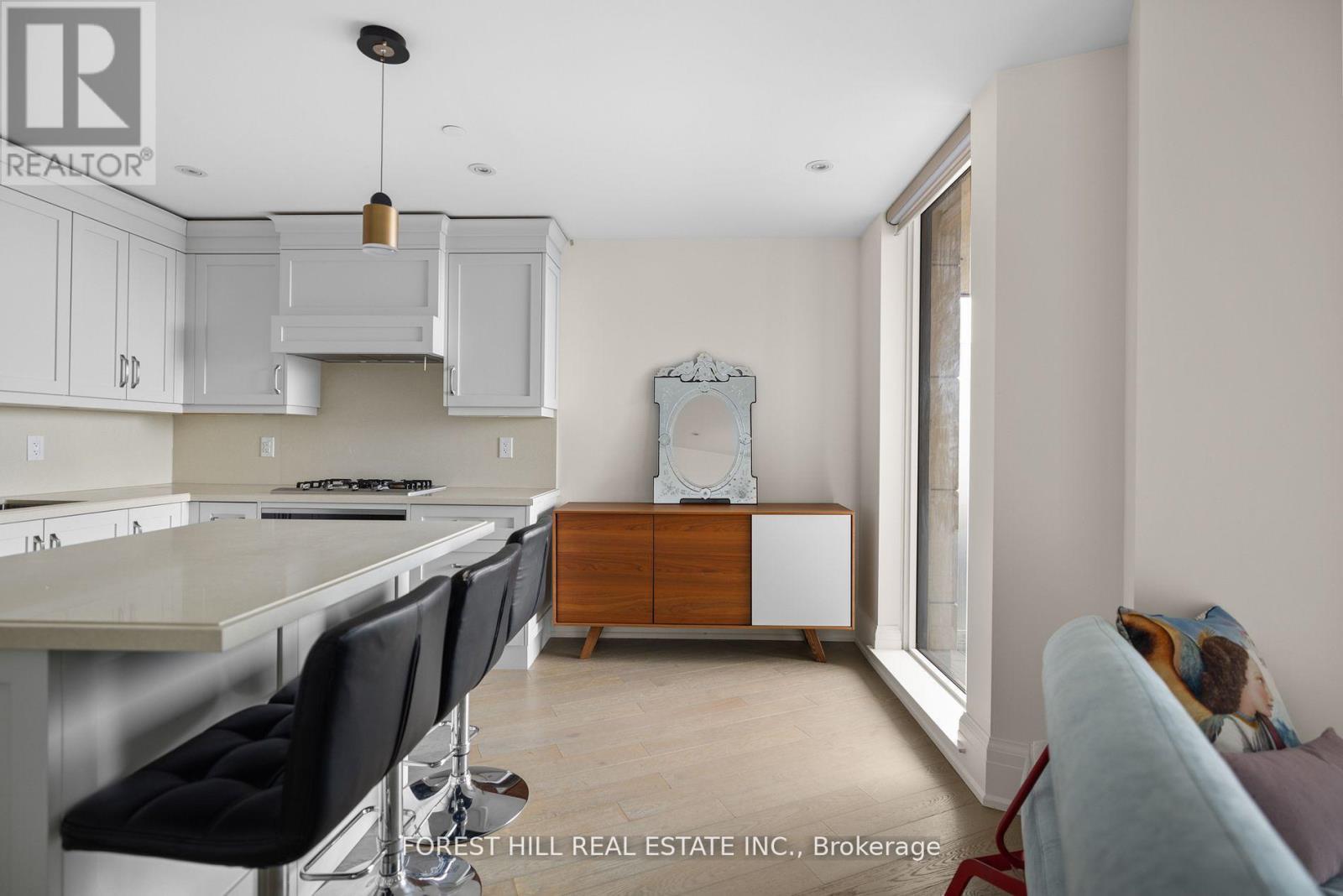 806 - 181 Davenport Road, Toronto, Ontario  M5R 1J1 - Photo 7 - C12397594