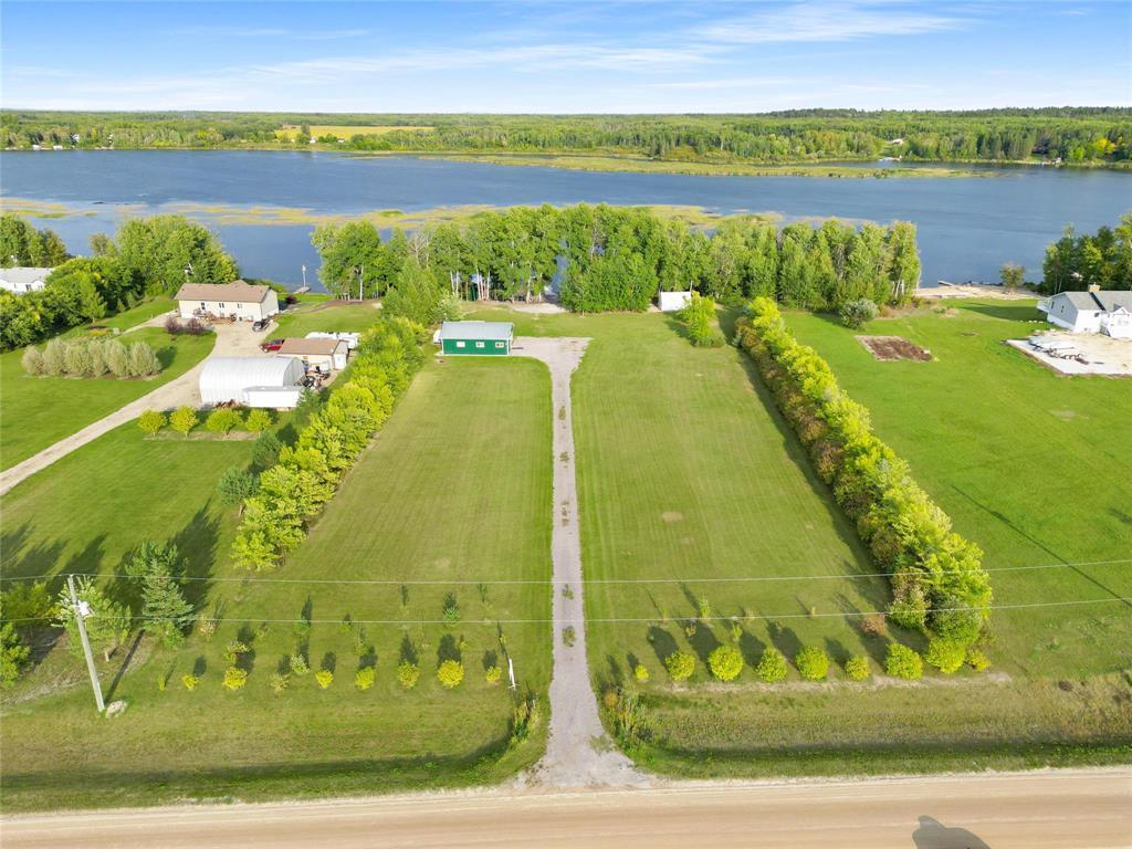 5 Helen Place, Lac Du Bonnet Rm, Manitoba  R0E 1A0 - Photo 8 - 202517380