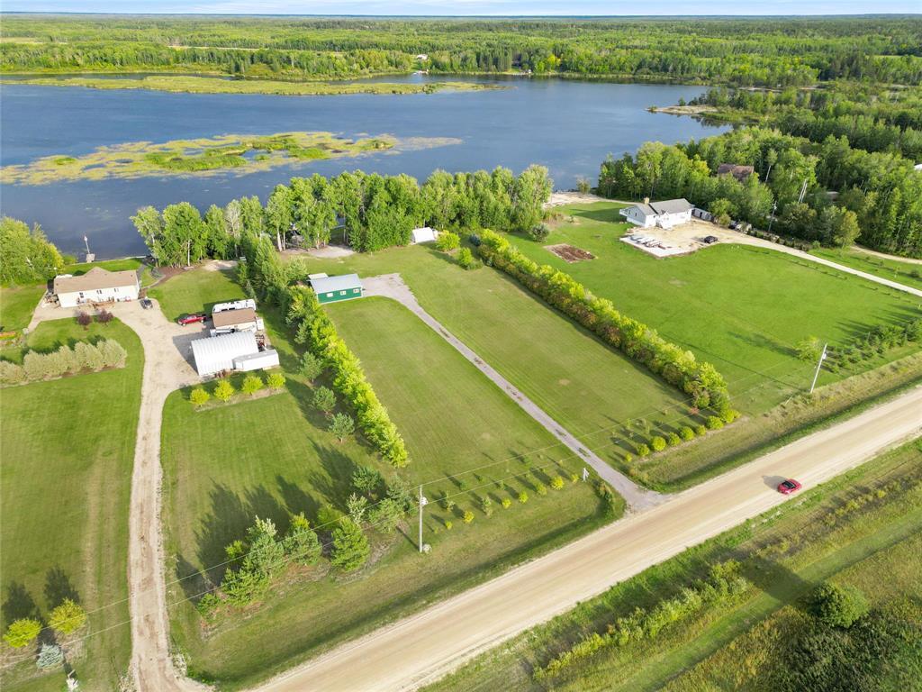 5 Helen Place, Lac Du Bonnet Rm, Manitoba  R0E 1A0 - Photo 9 - 202517380