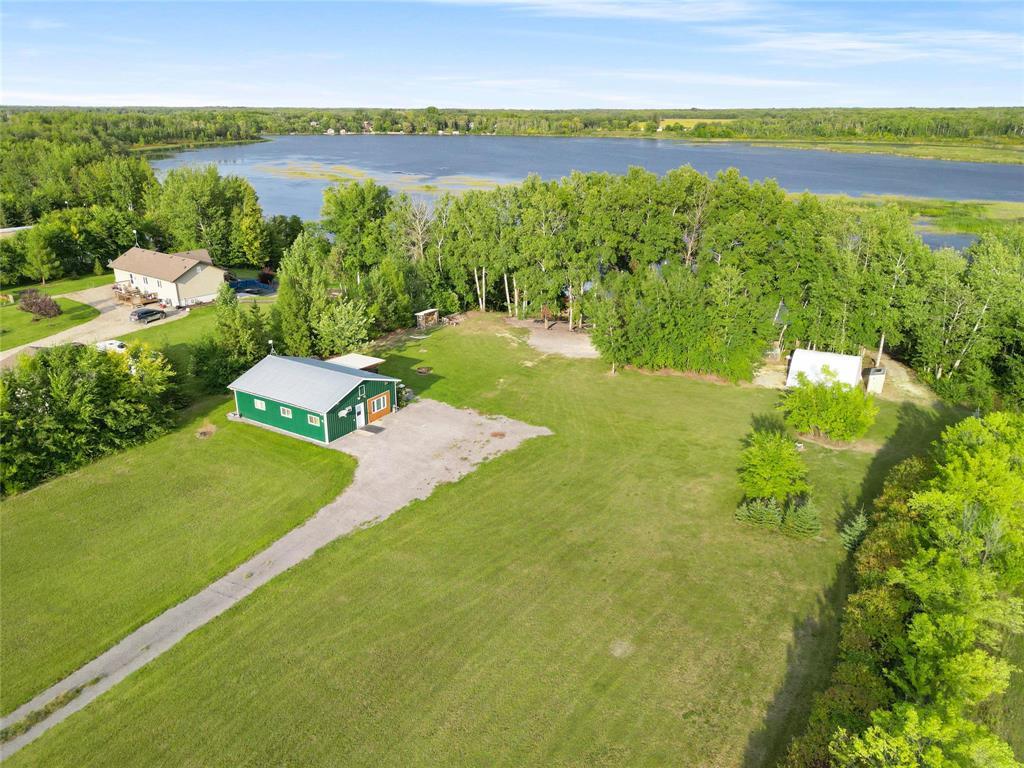 5 Helen Place, Lac Du Bonnet Rm, Manitoba  R0E 1A0 - Photo 6 - 202517380