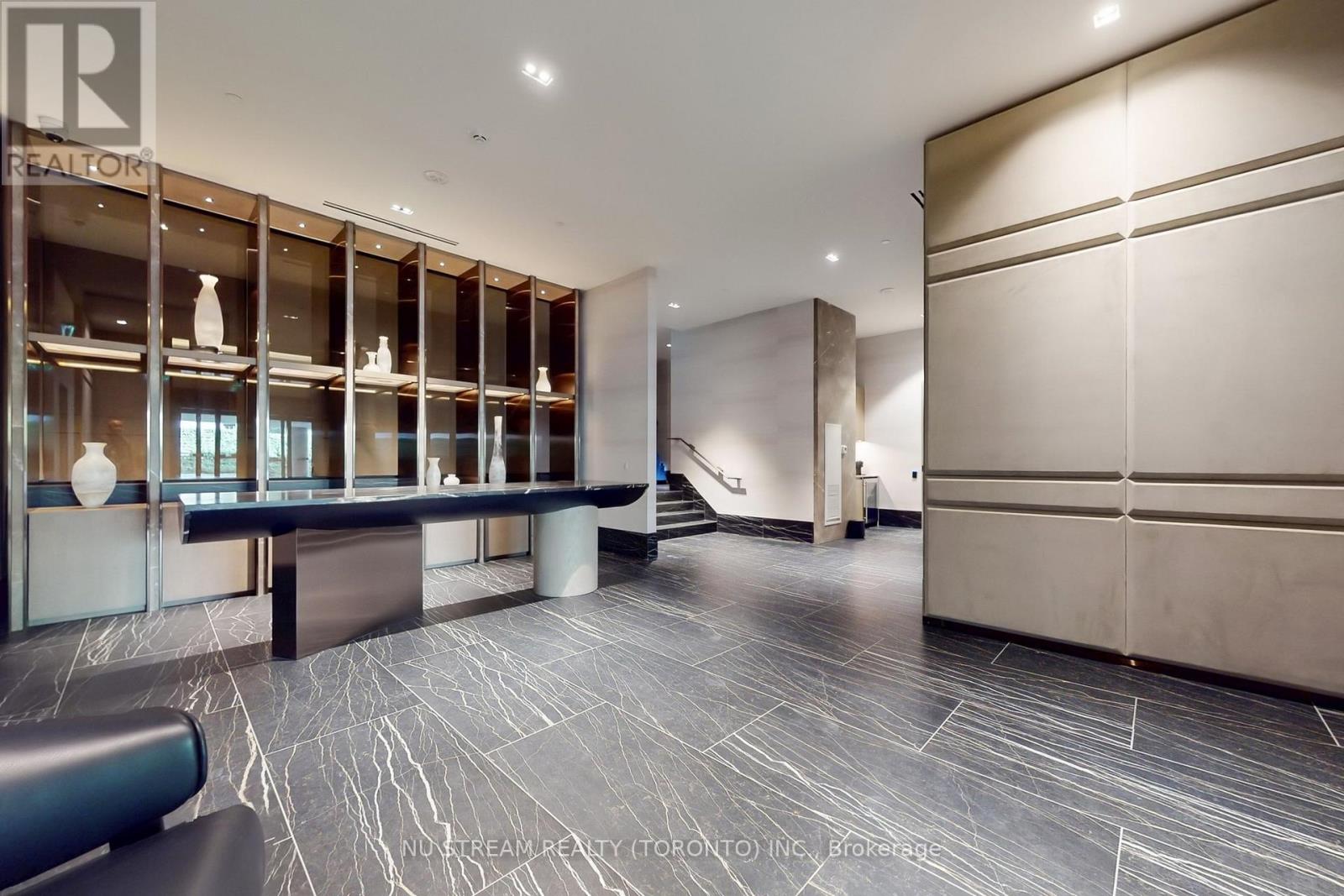 602 - 2 Forest Hill Road, Toronto, Ontario  M4V 0B7 - Photo 14 - C12388239