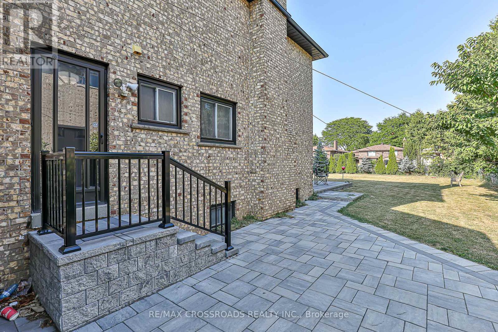 Lower - 99 Fairglen Avenue, Toronto, Ontario  M1W 1A8 - Photo 8 - E12397333