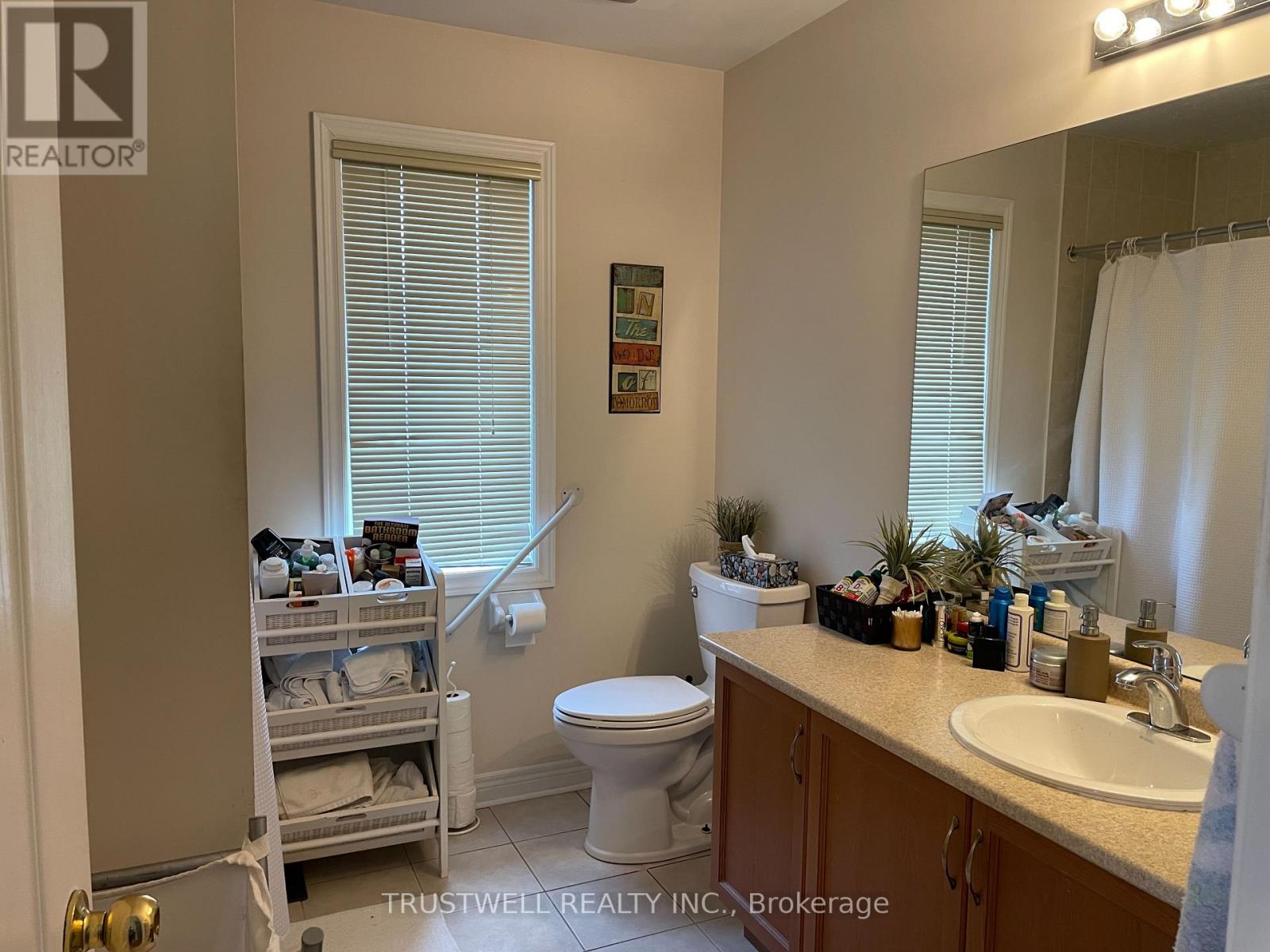 19 Balliol Avenue, Richmond Hill (Oak Ridges Lake Wilcox), Ontario  L4E 5B3 - Photo 16 - N12396054