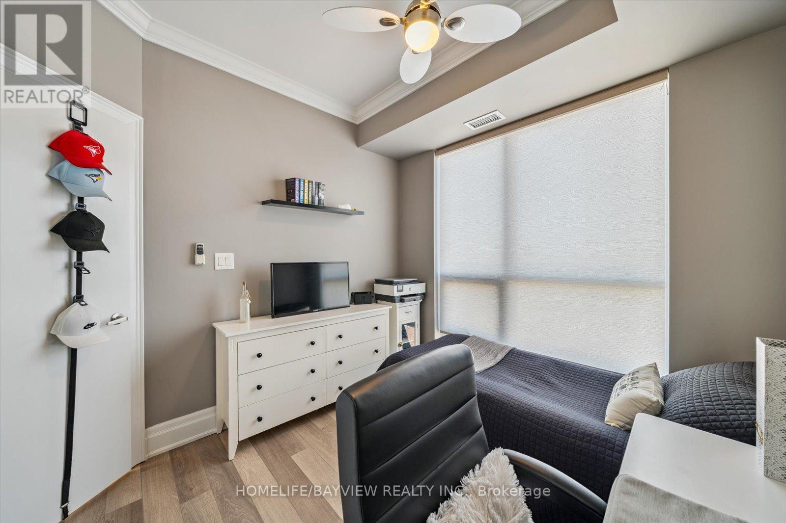 703 - 111 Worsley Street, Barrie, Ontario  L4M 0J5 - Photo 34 - S12398223