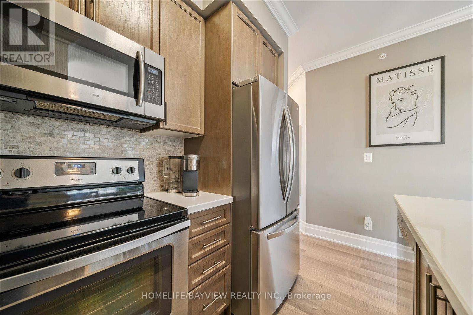703 - 111 Worsley Street, Barrie, Ontario  L4M 0J5 - Photo 24 - S12398223