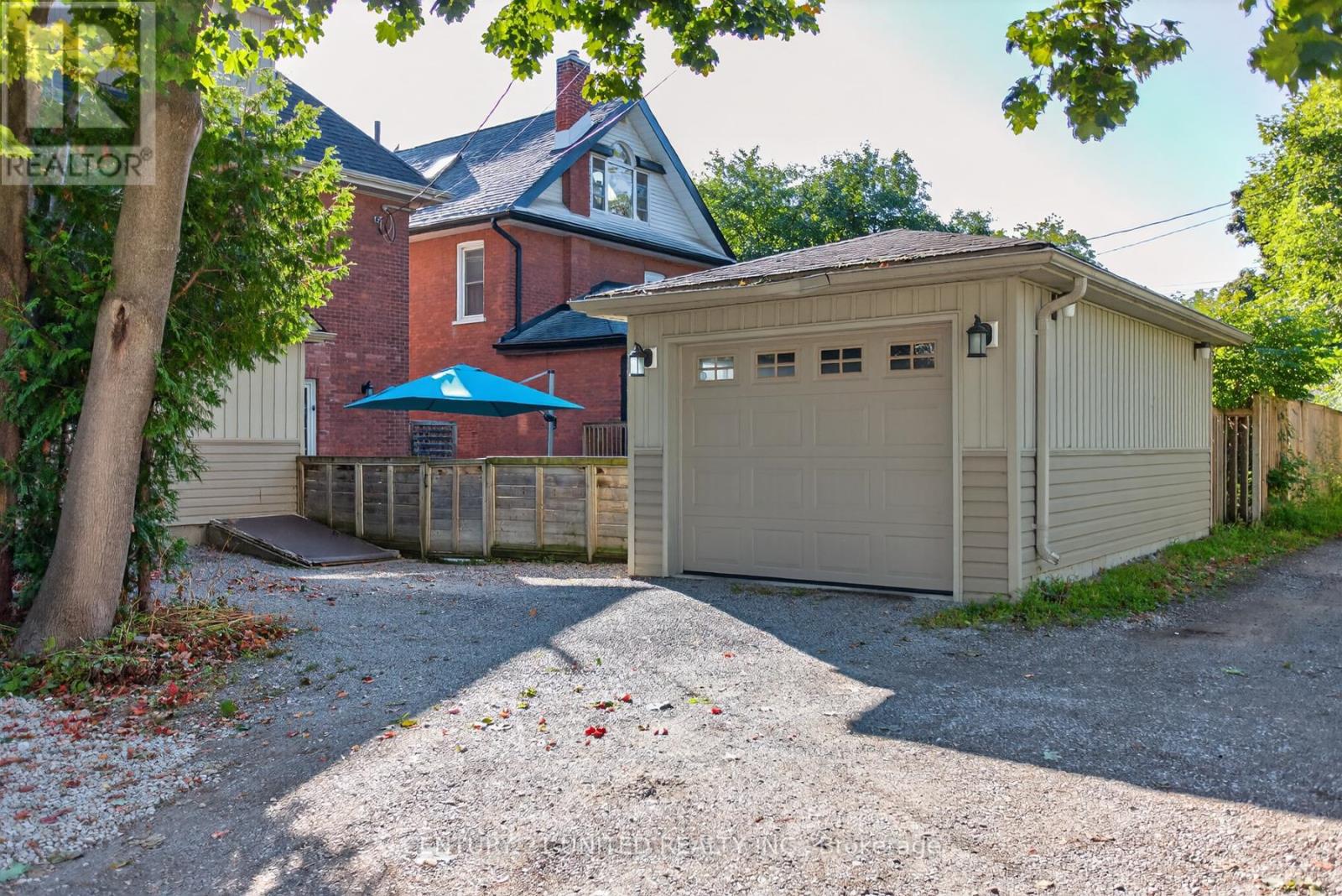 317 Margaret Avenue, Peterborough (Town Ward 3), Ontario  K9J 5H1 - Photo 35 - X12368455