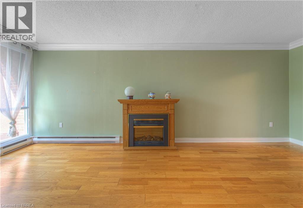 36 Hayhurst Road Unit# 315, Brantford, Ontario  N3R 6Y9 - Photo 18 - 40768813