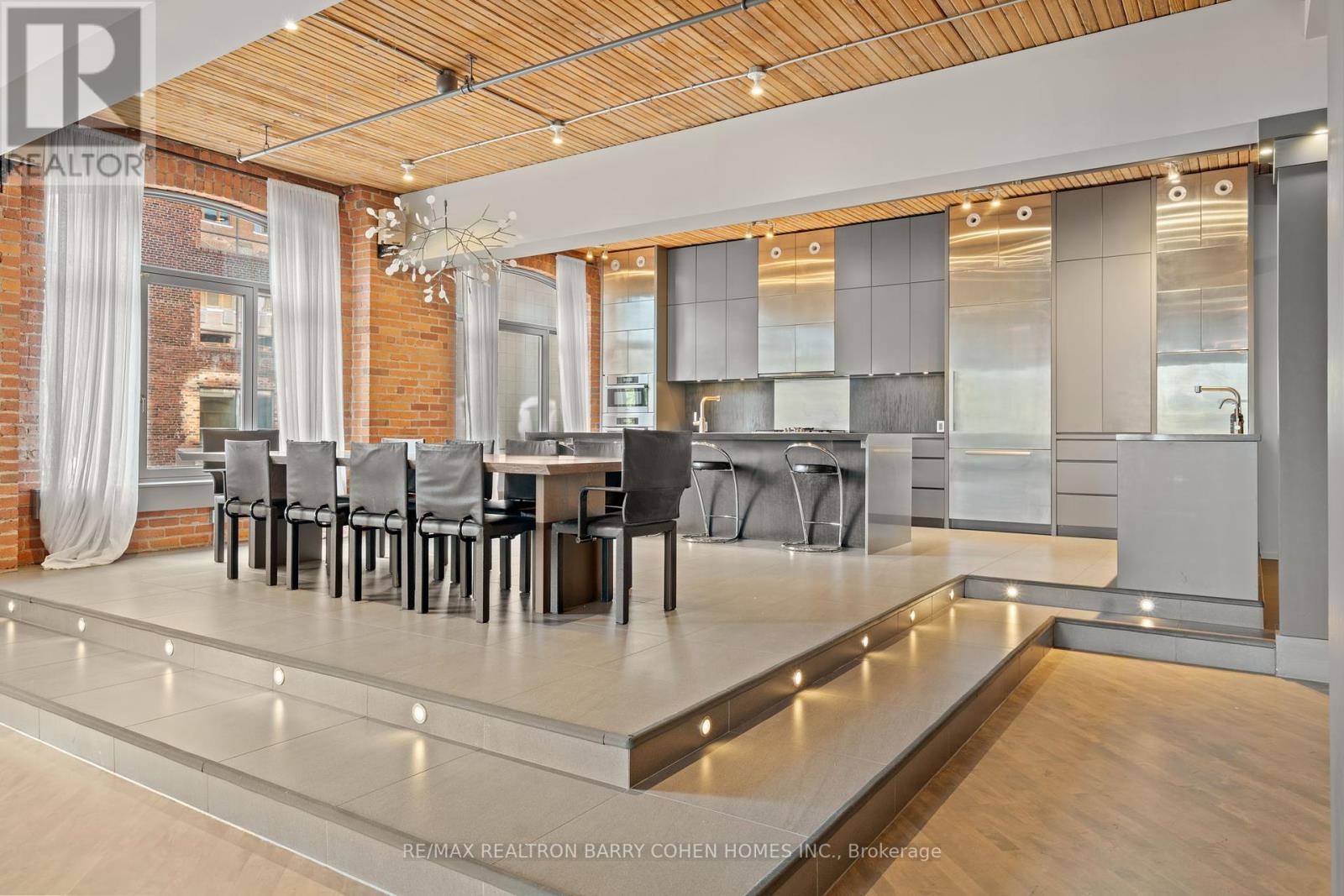 300 - 468 Wellington Street W, Toronto, Ontario  M5V 1E3 - Photo 6 - C12398361