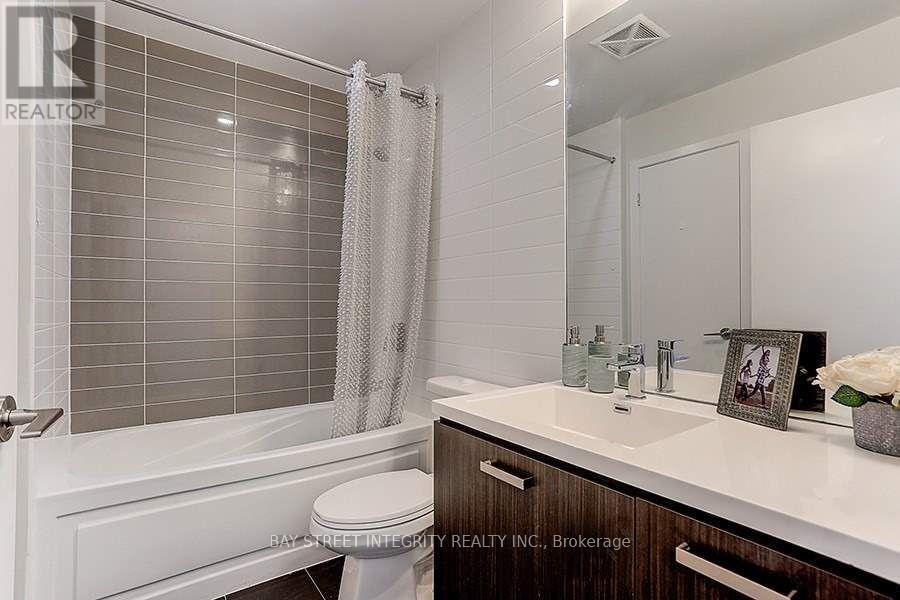 1912 - 125 Redpath Avenue, Toronto, Ontario  M4S 0B5 - Photo 9 - C12398373