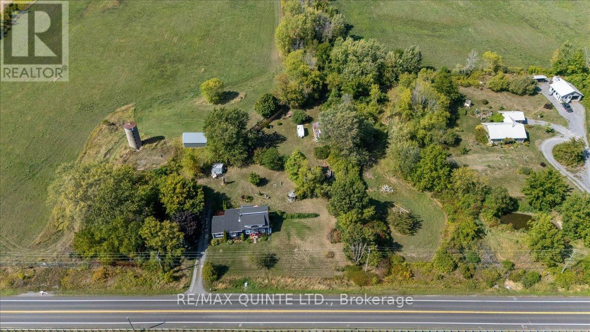 7763 Loyalist Parkway, Greater Napanee, Ontario  K0H 1G0 - Photo 43 - X12398401