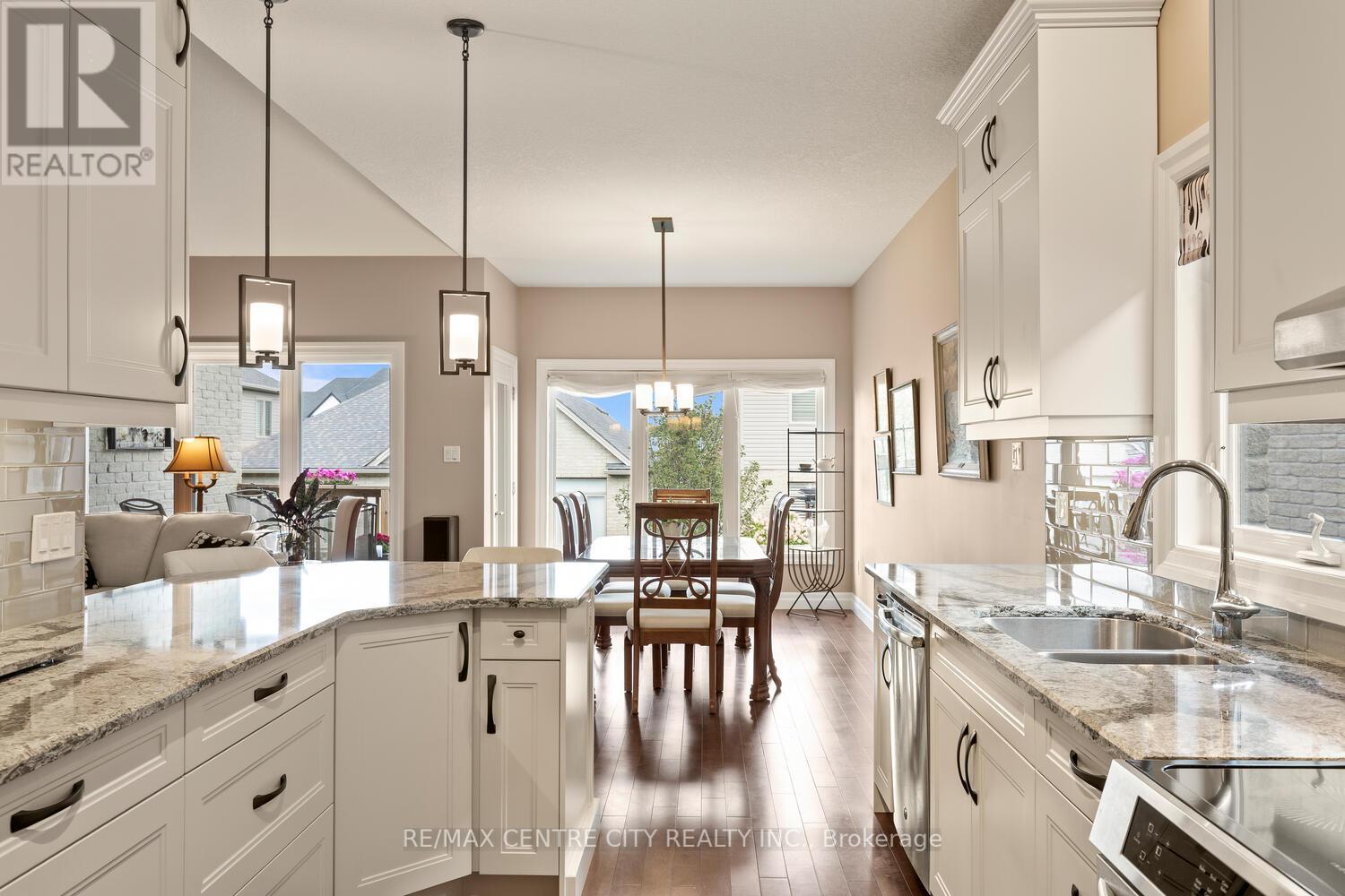 24 - 2081 Wallingford Avenue, London North (North R), Ontario  N6G 0K1 - Photo 17 - X12398507