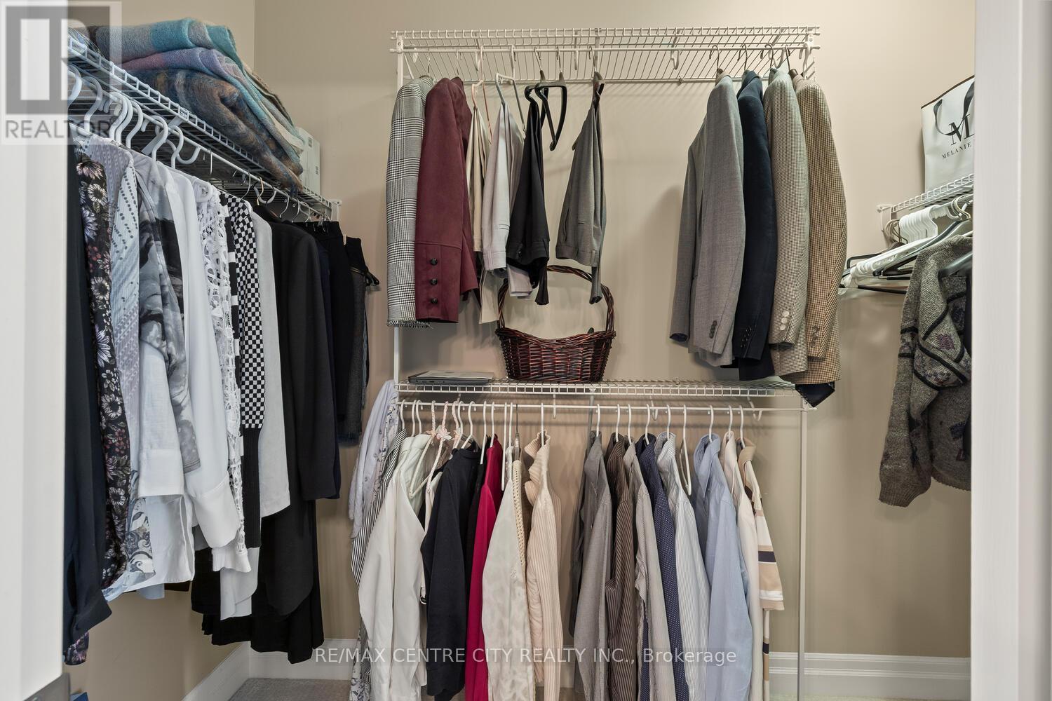 24 - 2081 Wallingford Avenue, London North (North R), Ontario  N6G 0K1 - Photo 25 - X12398507