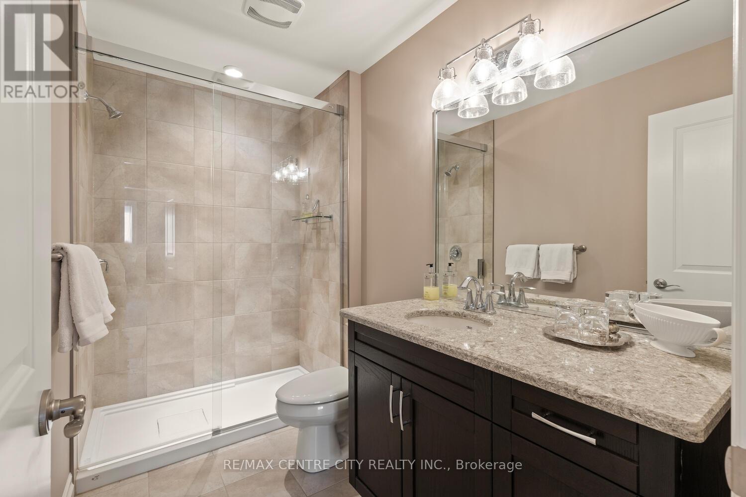 24 - 2081 Wallingford Avenue, London North (North R), Ontario  N6G 0K1 - Photo 28 - X12398507