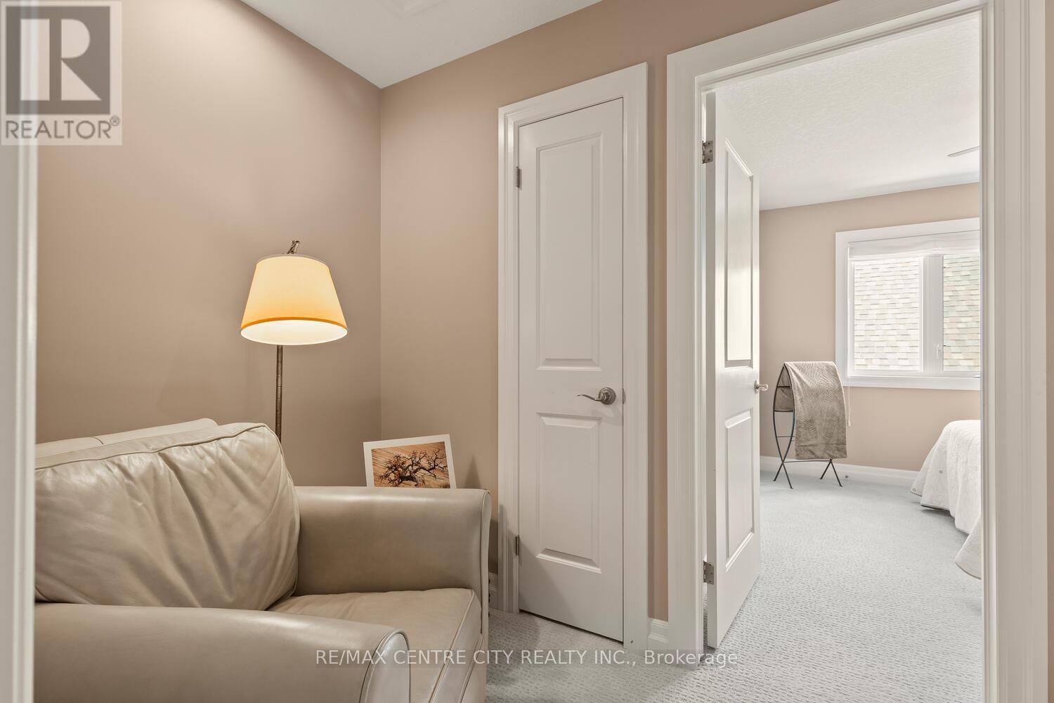 24 - 2081 Wallingford Avenue, London North (North R), Ontario  N6G 0K1 - Photo 30 - X12398507