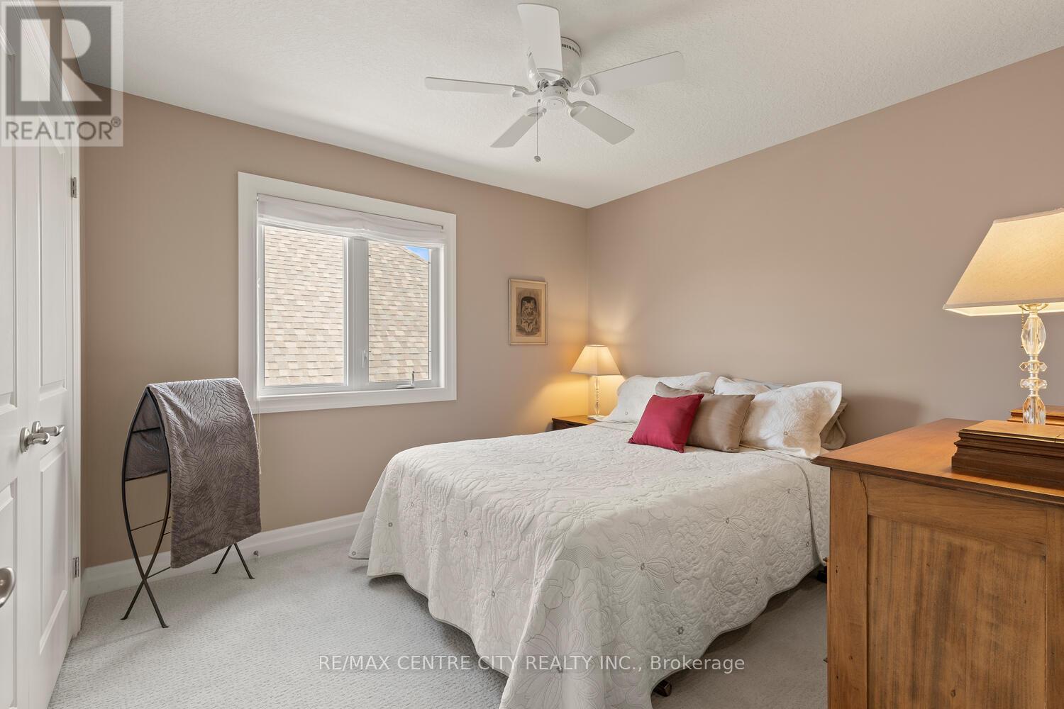 24 - 2081 Wallingford Avenue, London North (North R), Ontario  N6G 0K1 - Photo 31 - X12398507
