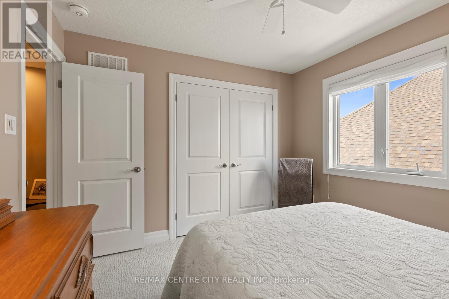 24 - 2081 Wallingford Avenue, London North (North R), Ontario  N6G 0K1 - Photo 32 - X12398507
