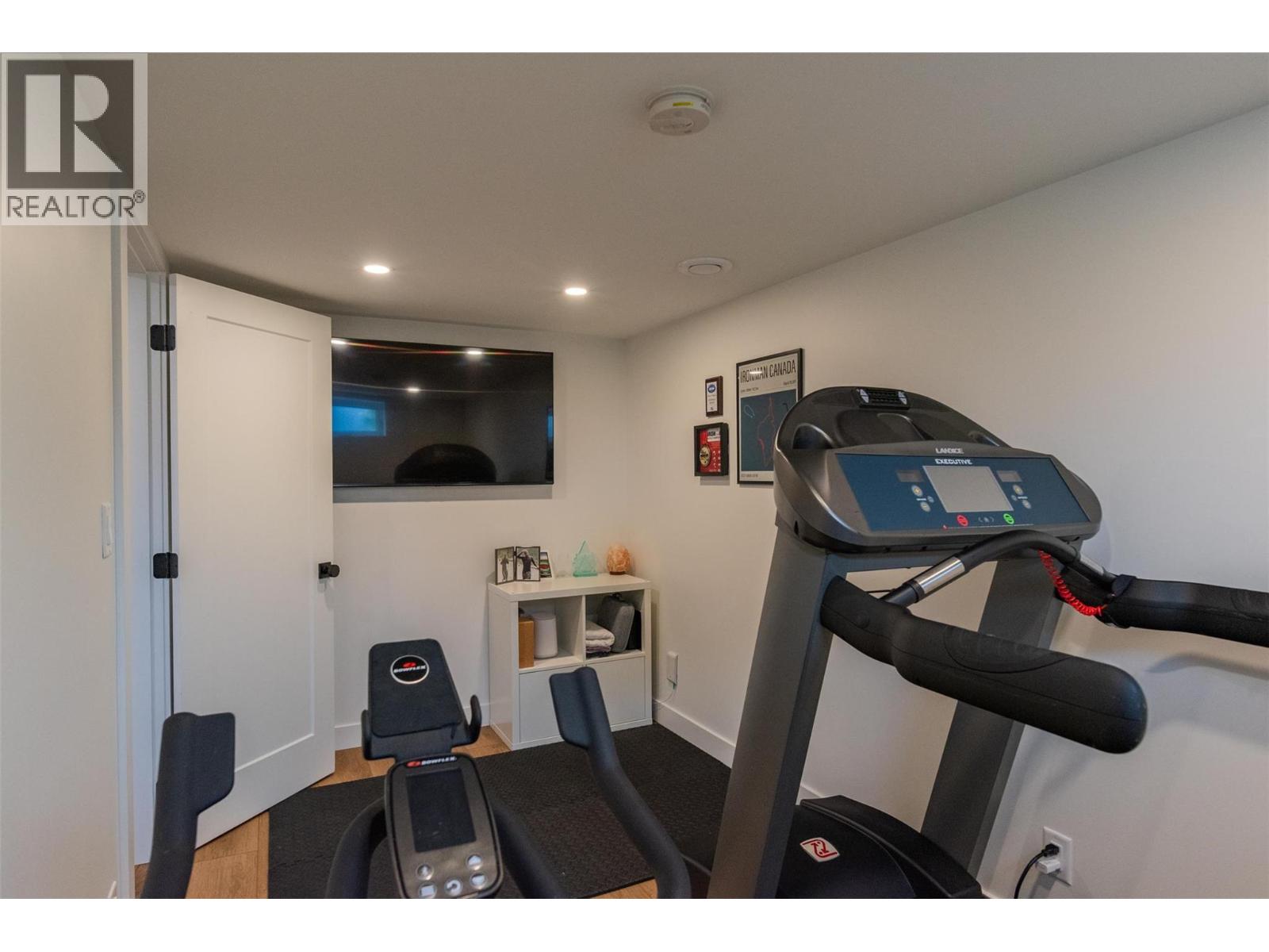 1181 Columbia Avenue, Trail, British Columbia  V1R 1J1 - Photo 35 - 10362595