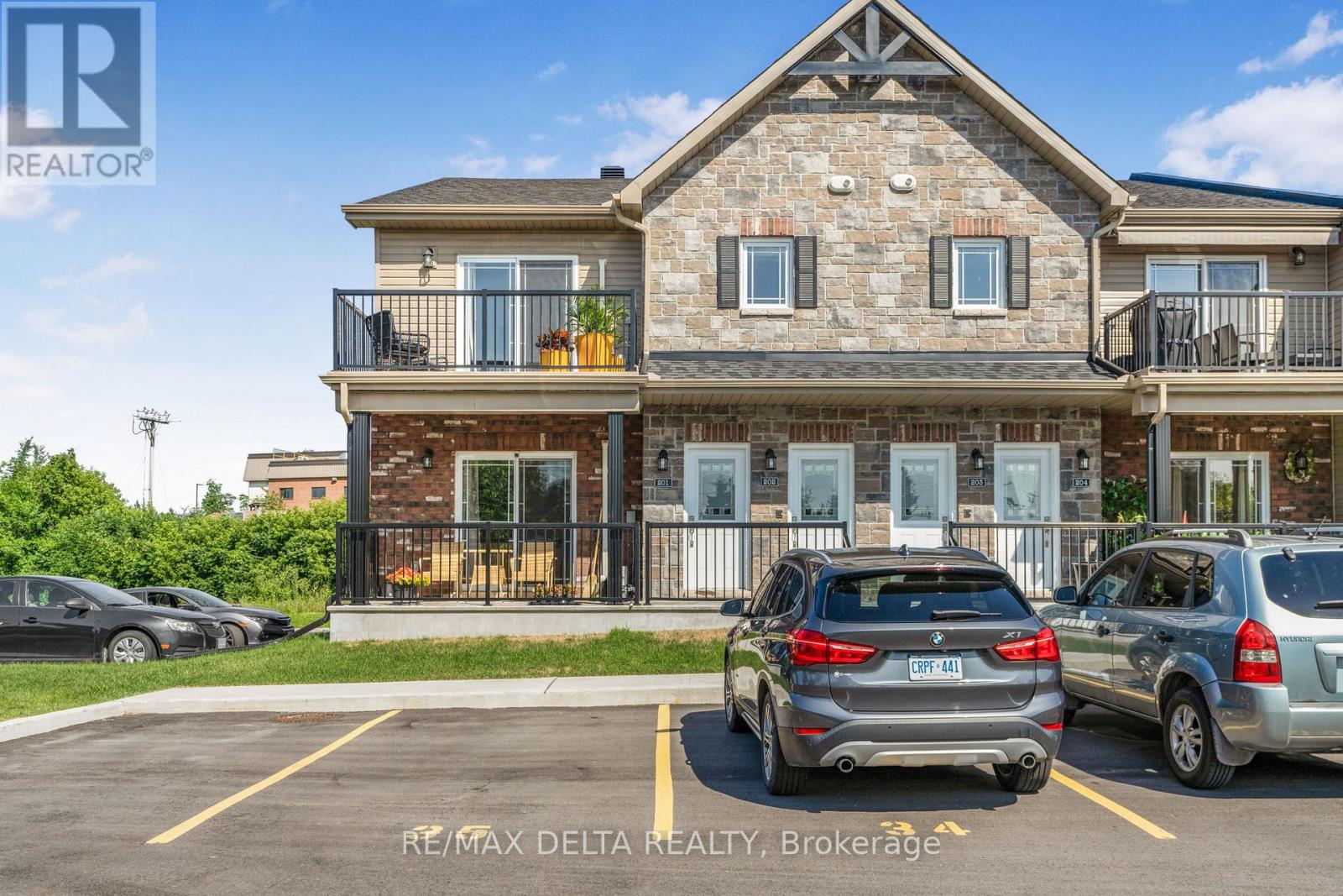 202 - 225 Spence Avenue, Hawkesbury, Ontario  K6A 0B5 - Photo 2 - X12398434