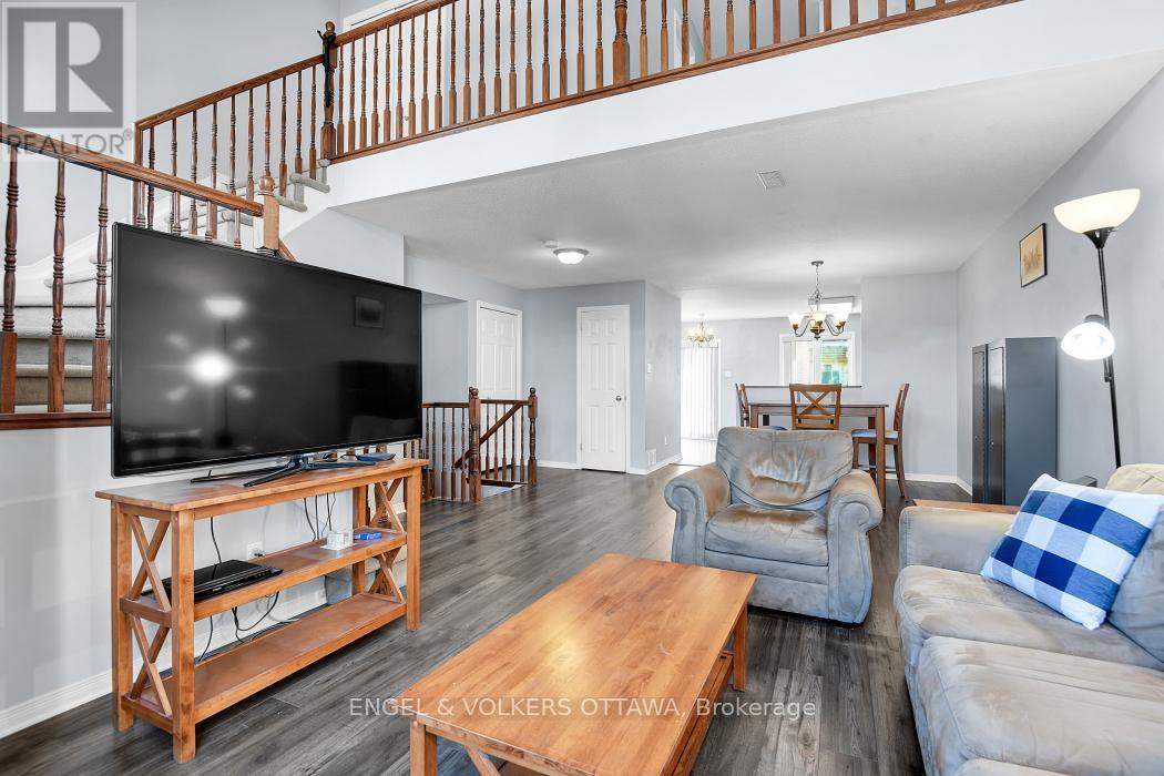 327 Elite, Ottawa, Ontario  K2J 0A4 - Photo 13 - X12398471