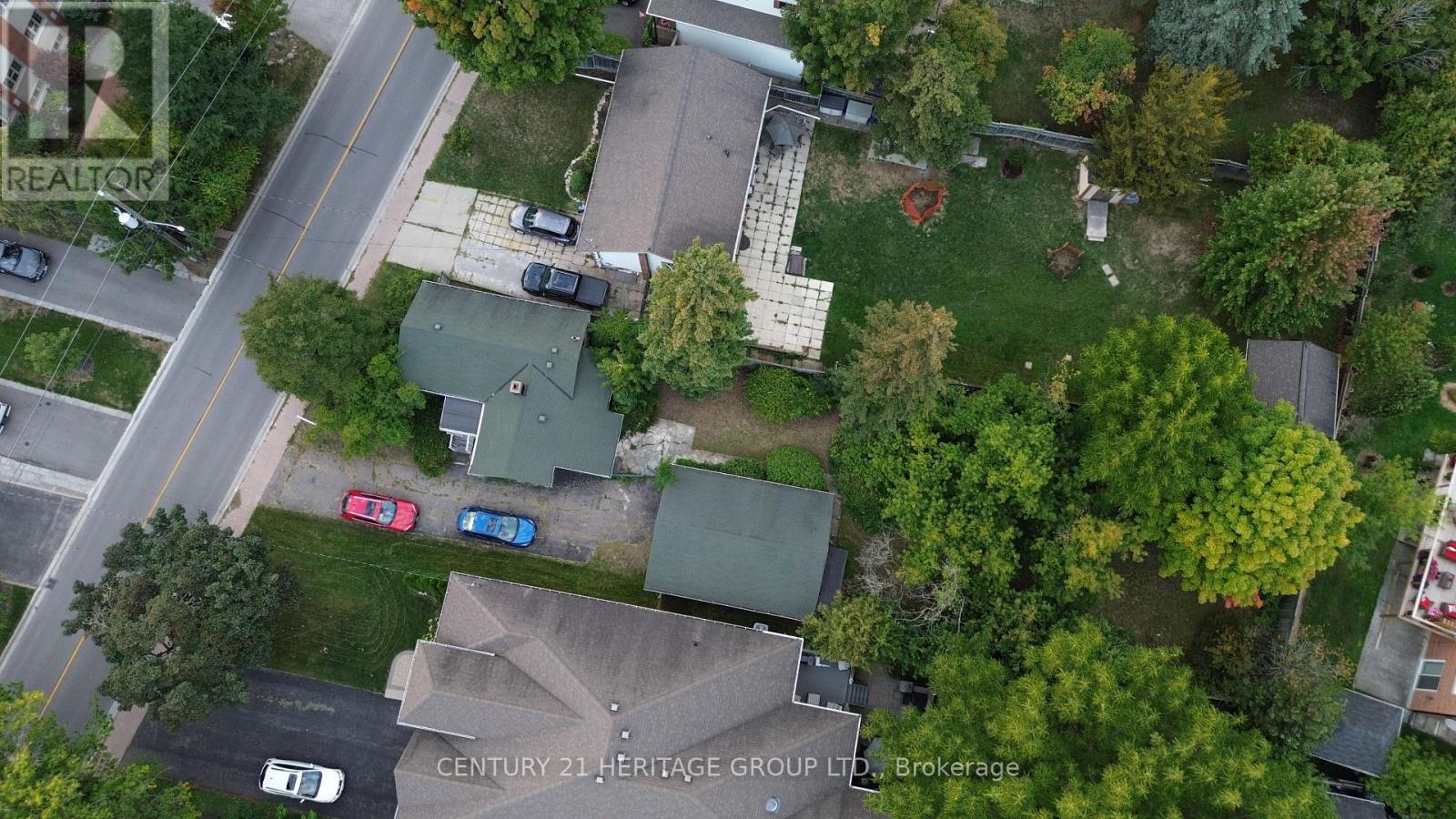 117 Lucas Street, Richmond Hill, Ontario  L4C 4P4 - Photo 37 - N12362830