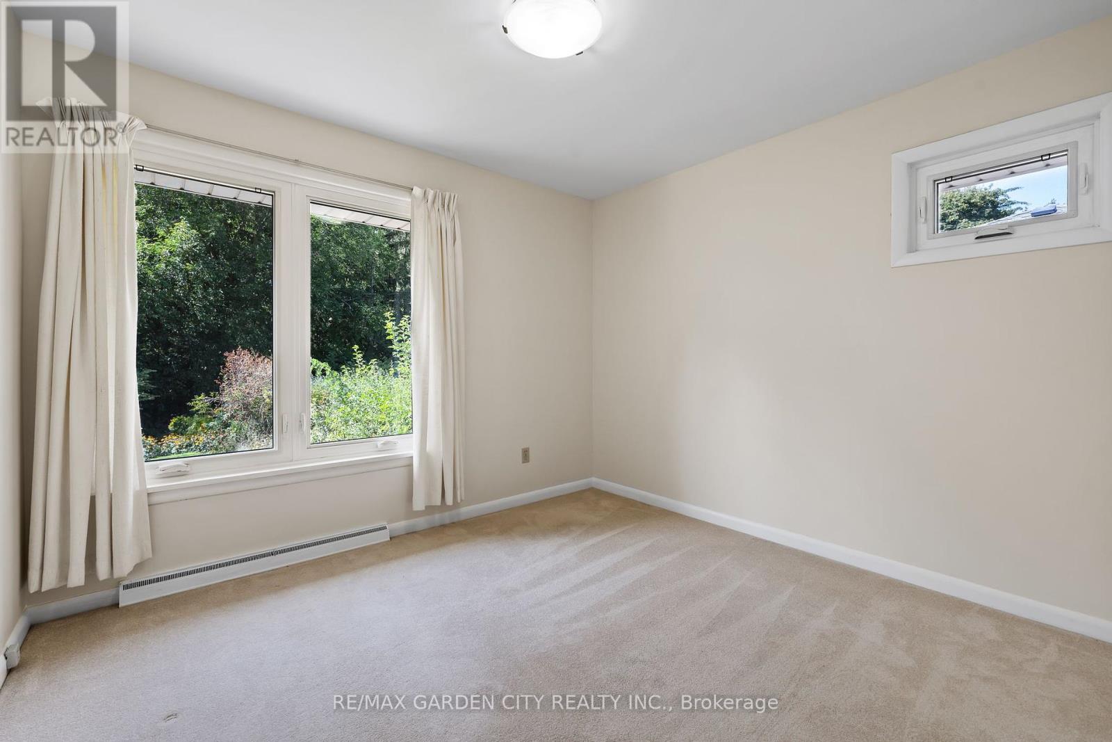 34 Kenworth Drive, St. Catharines, Ontario  L2M 4S2 - Photo 35 - X12398408