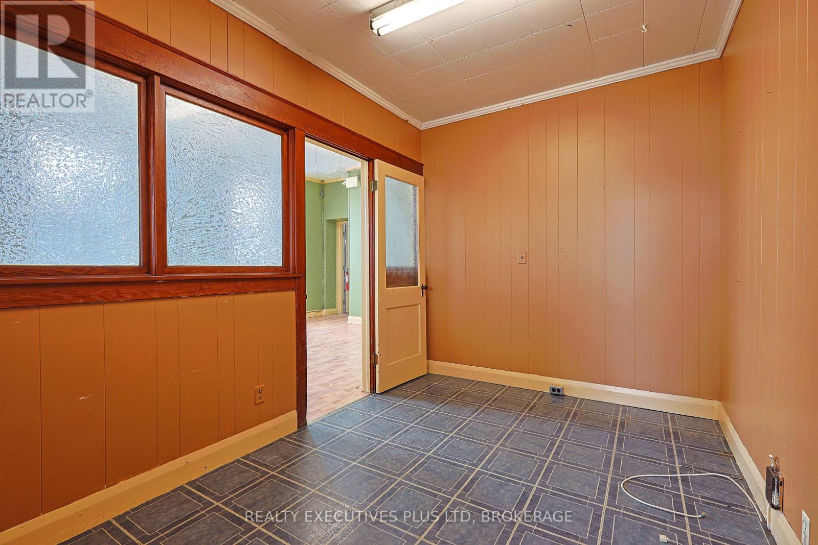 8196 Cummington Square W, Niagara Falls, Ontario  L2G 6V9 - Photo 11 - X12398435