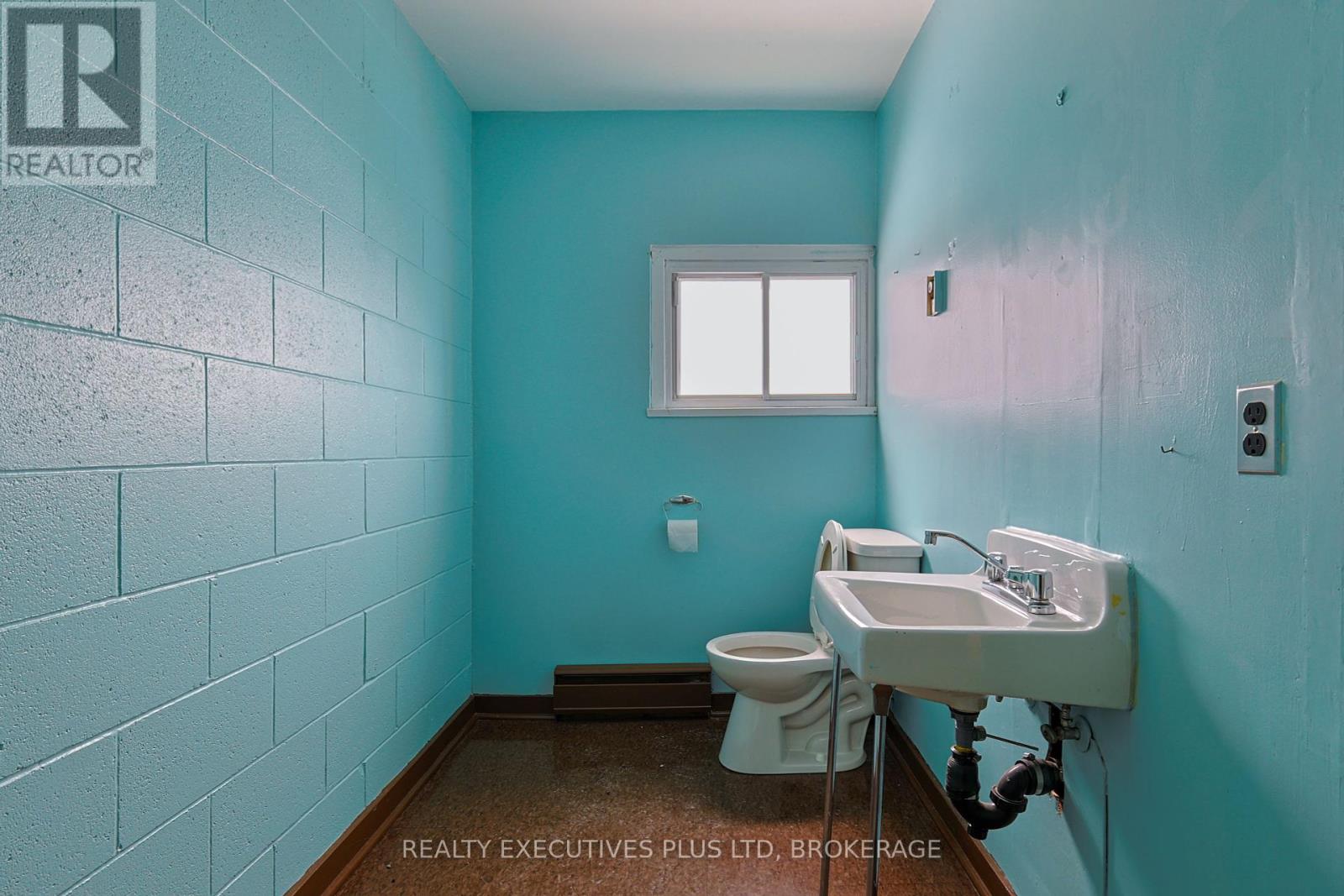 8196 Cummington Square W, Niagara Falls, Ontario  L2G 6V9 - Photo 16 - X12398435