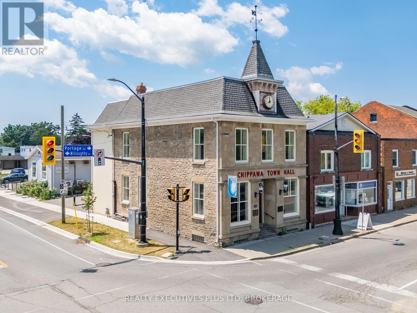 8196 Cummington Square W, Niagara Falls, Ontario  L2G 6V9 - Photo 2 - X12398435